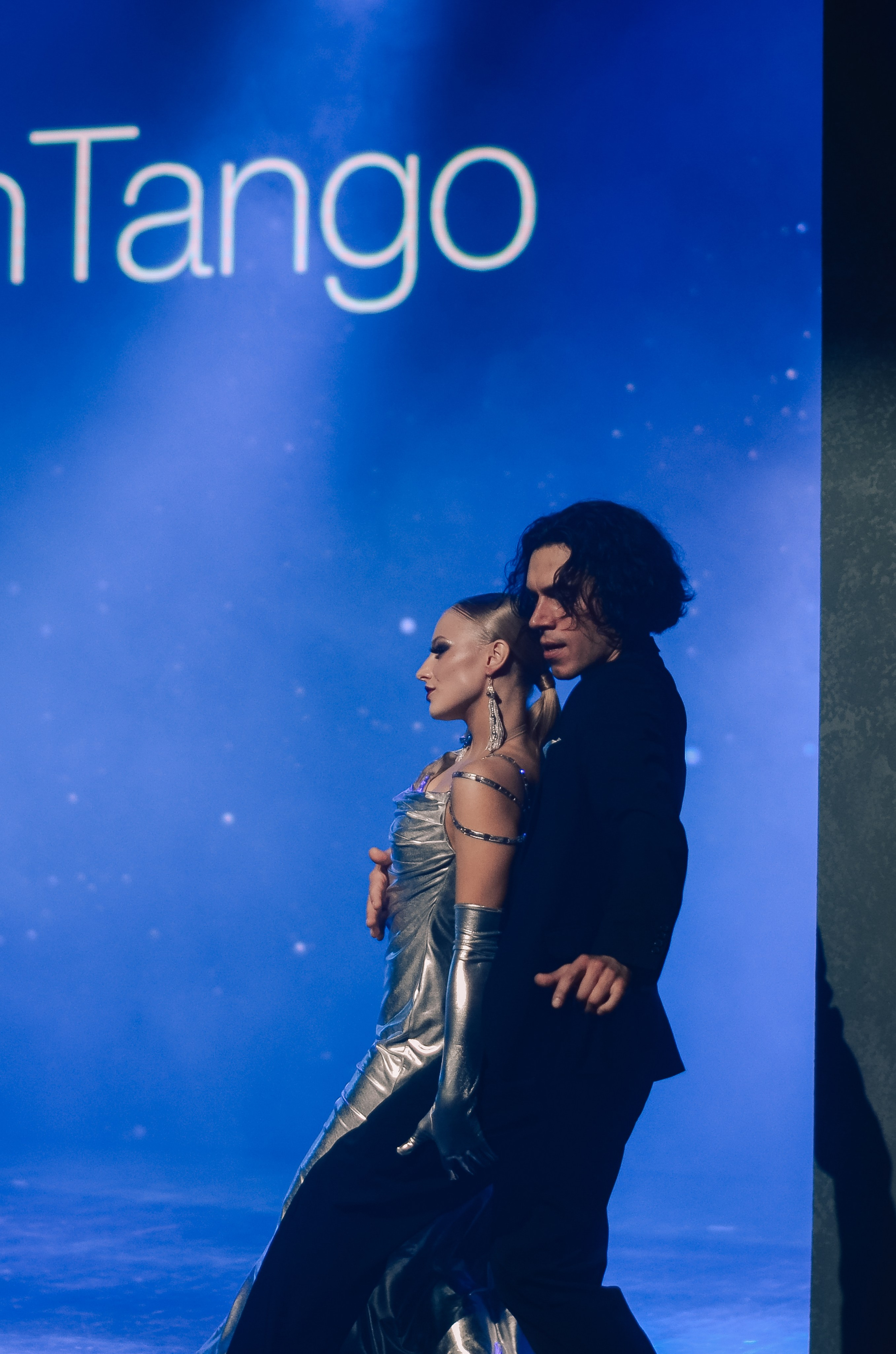 Фоторепортаж танцевального мероприятия. Денисова Аля — фотограф для парных съемок и индивидуальных историй в Барнауле