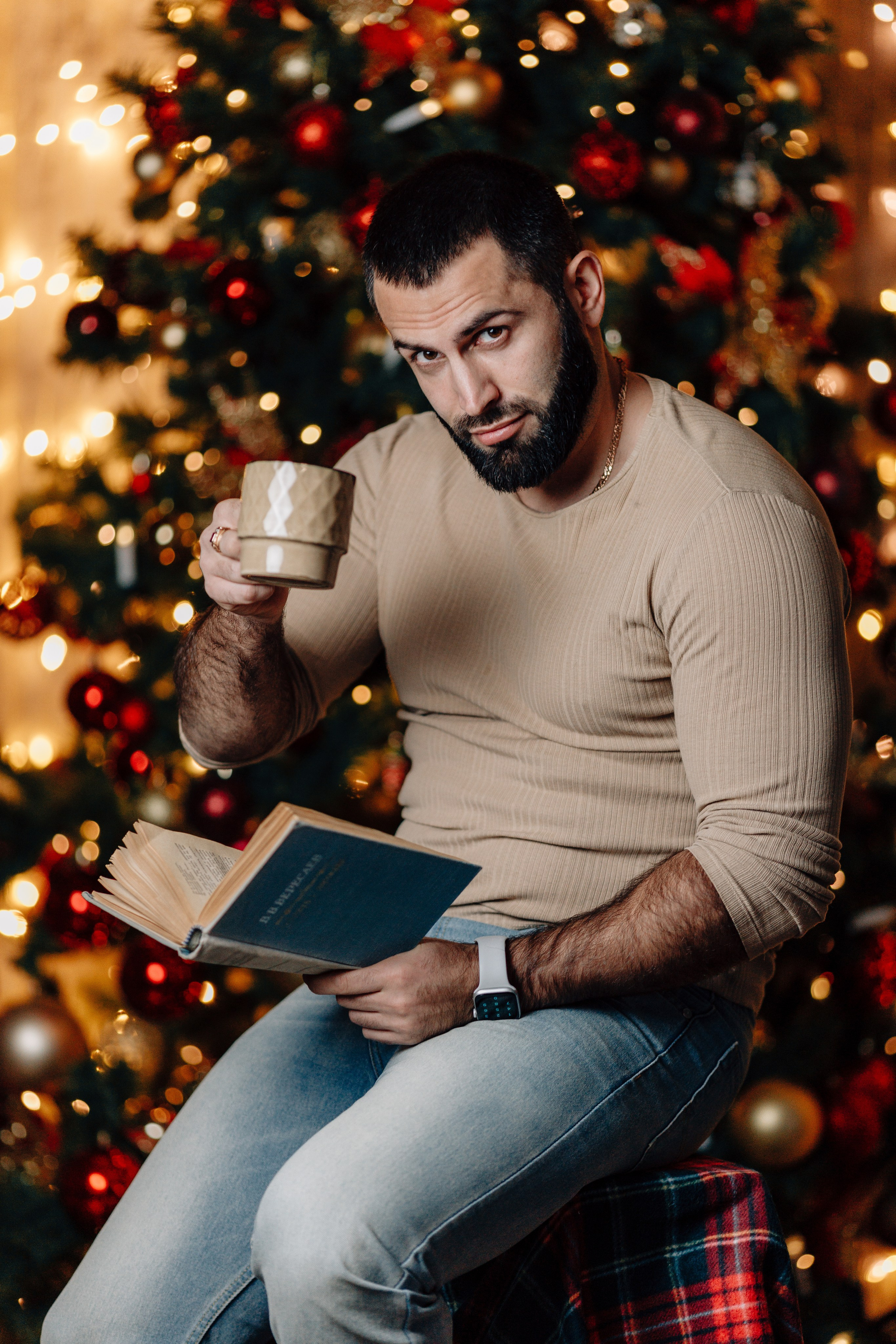 В студии. Свадебный фотограф в Москве Арчылан Николаев