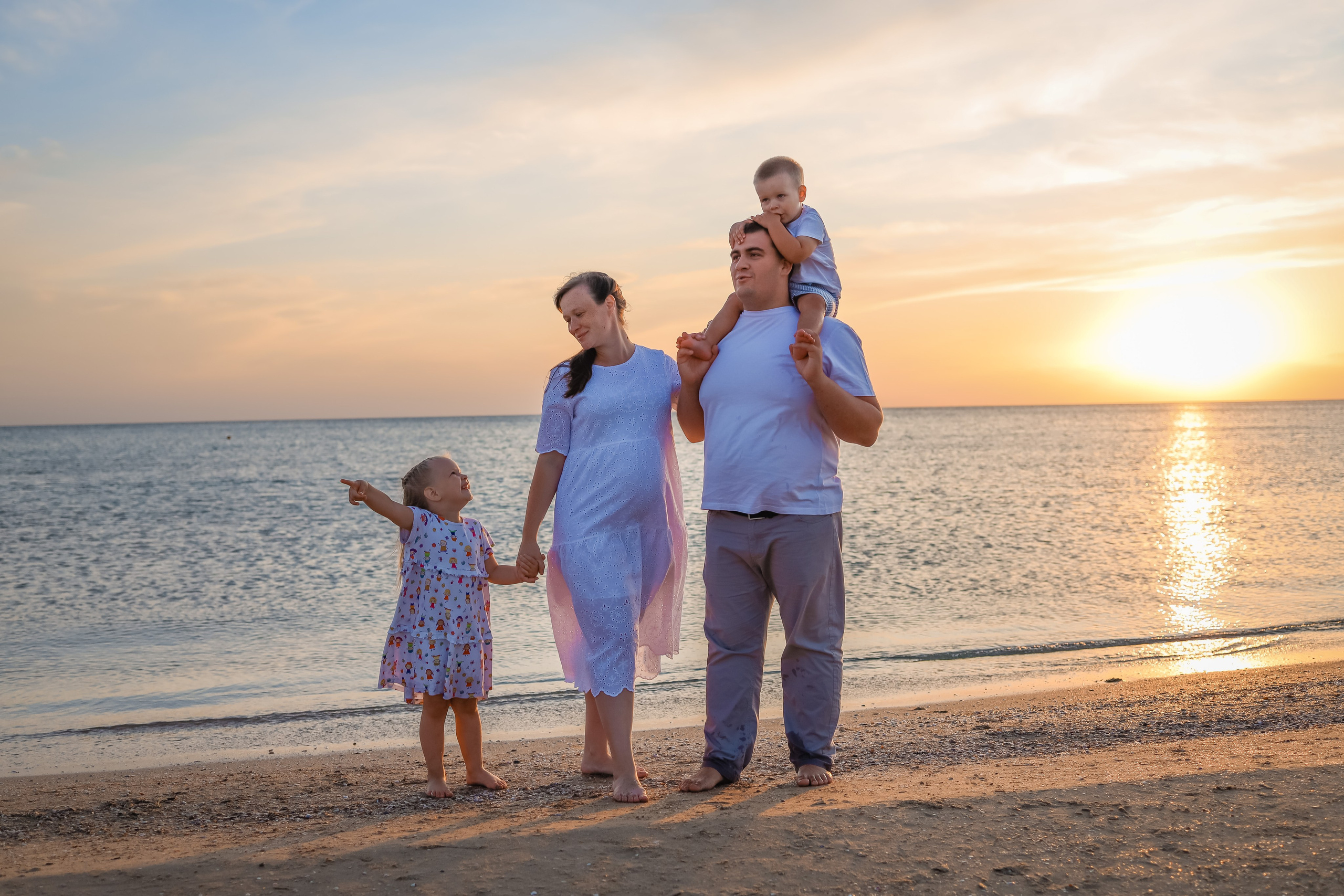 Александр. Главная