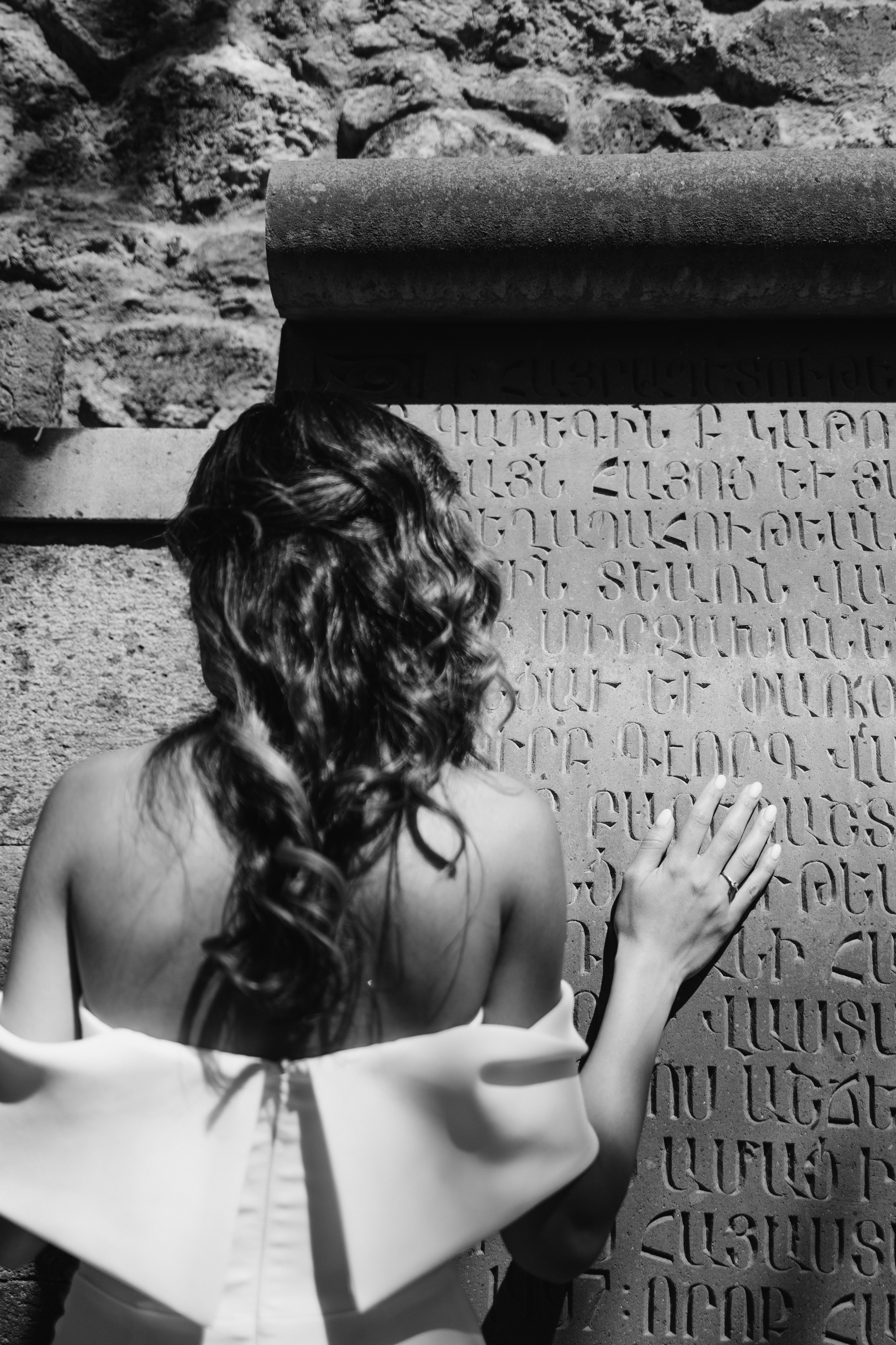 Свадьба Мери и Арама в храме Мухни. Фотограф в Армении Женя Гилевич