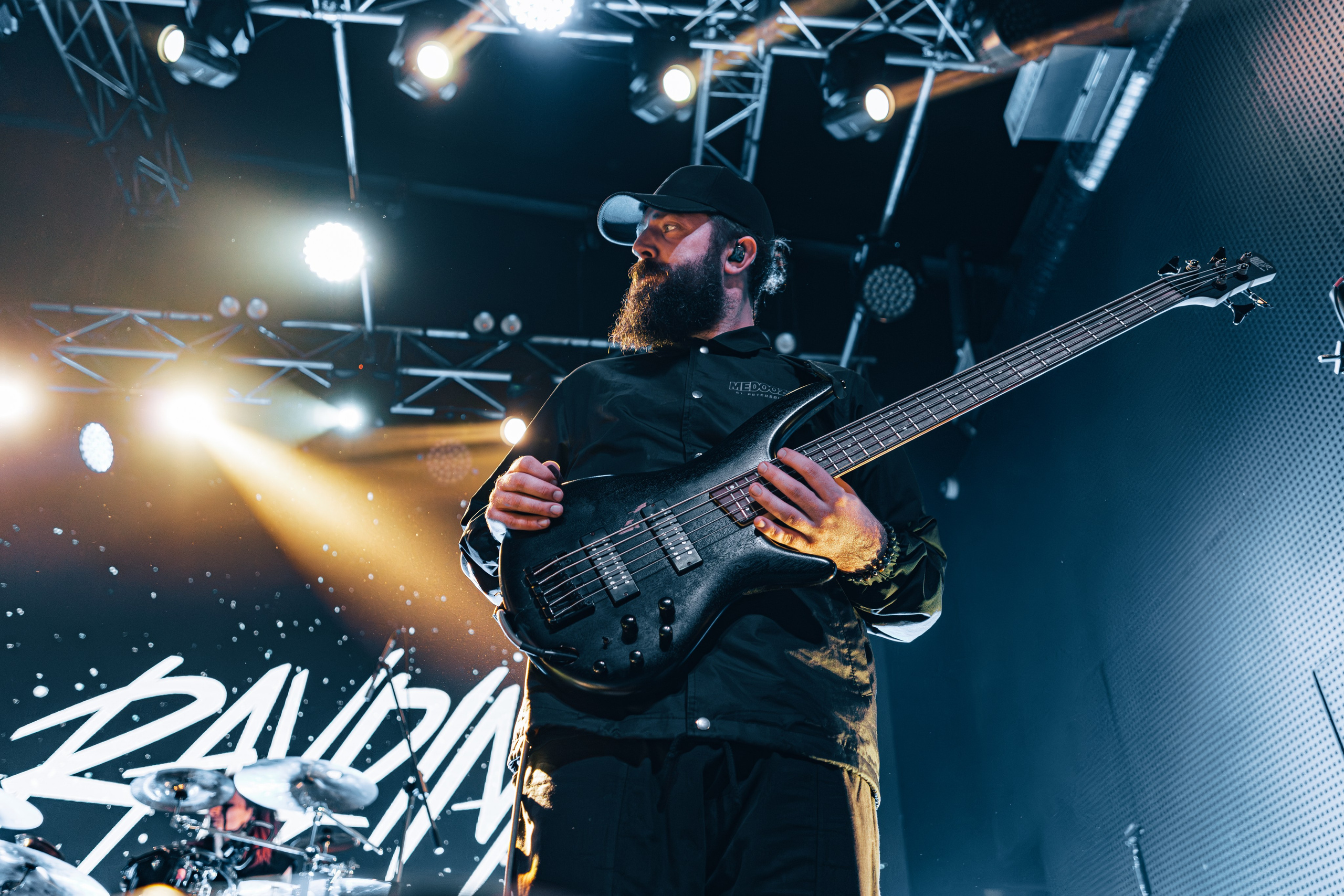 Ravdina 25/09/2026. Концертный и студийный фотограф из Санкт-Петербурга Денис Смоленский