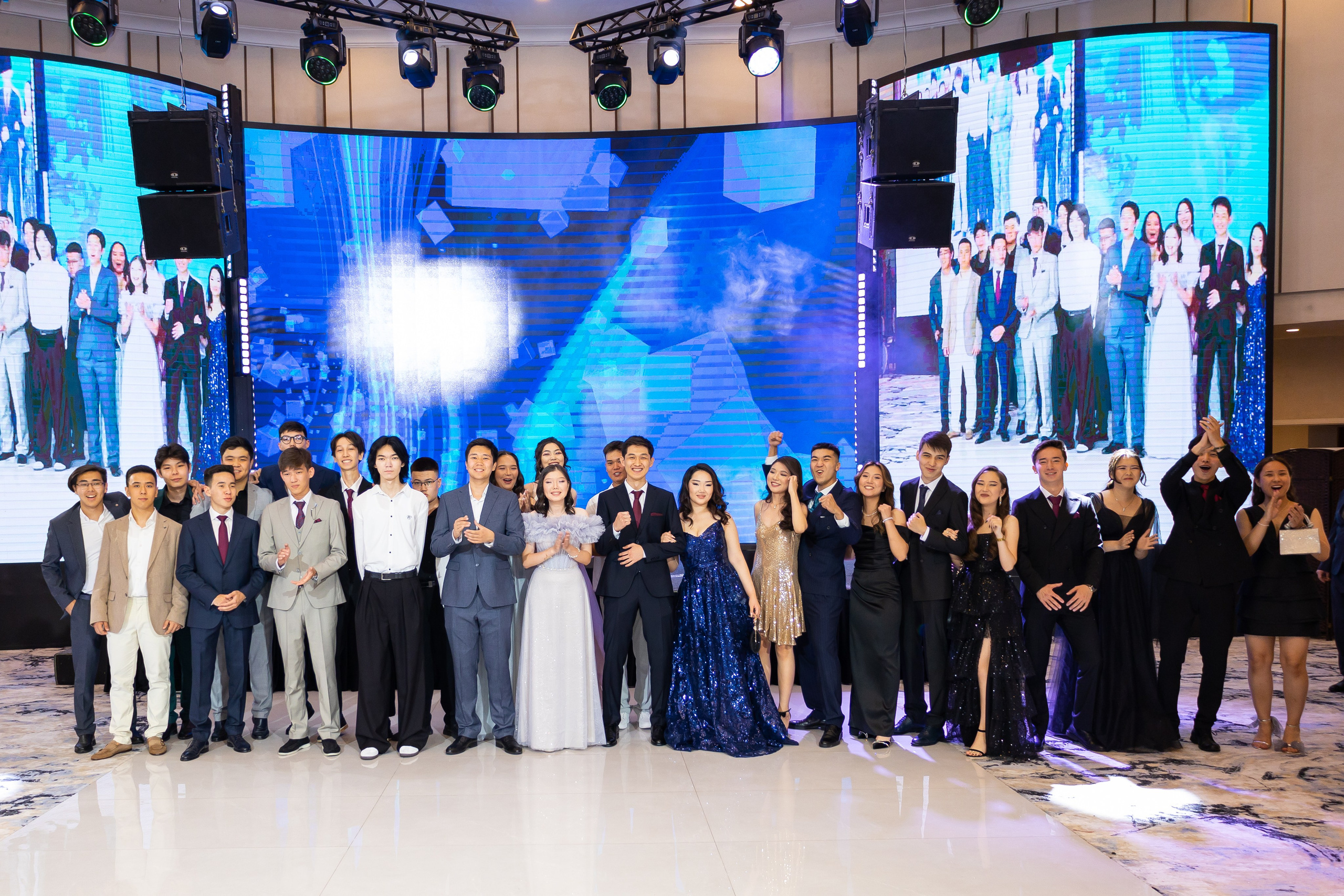 Выпускной вечер | Встреча рассвета. Фото и видеосъемка в Алматы