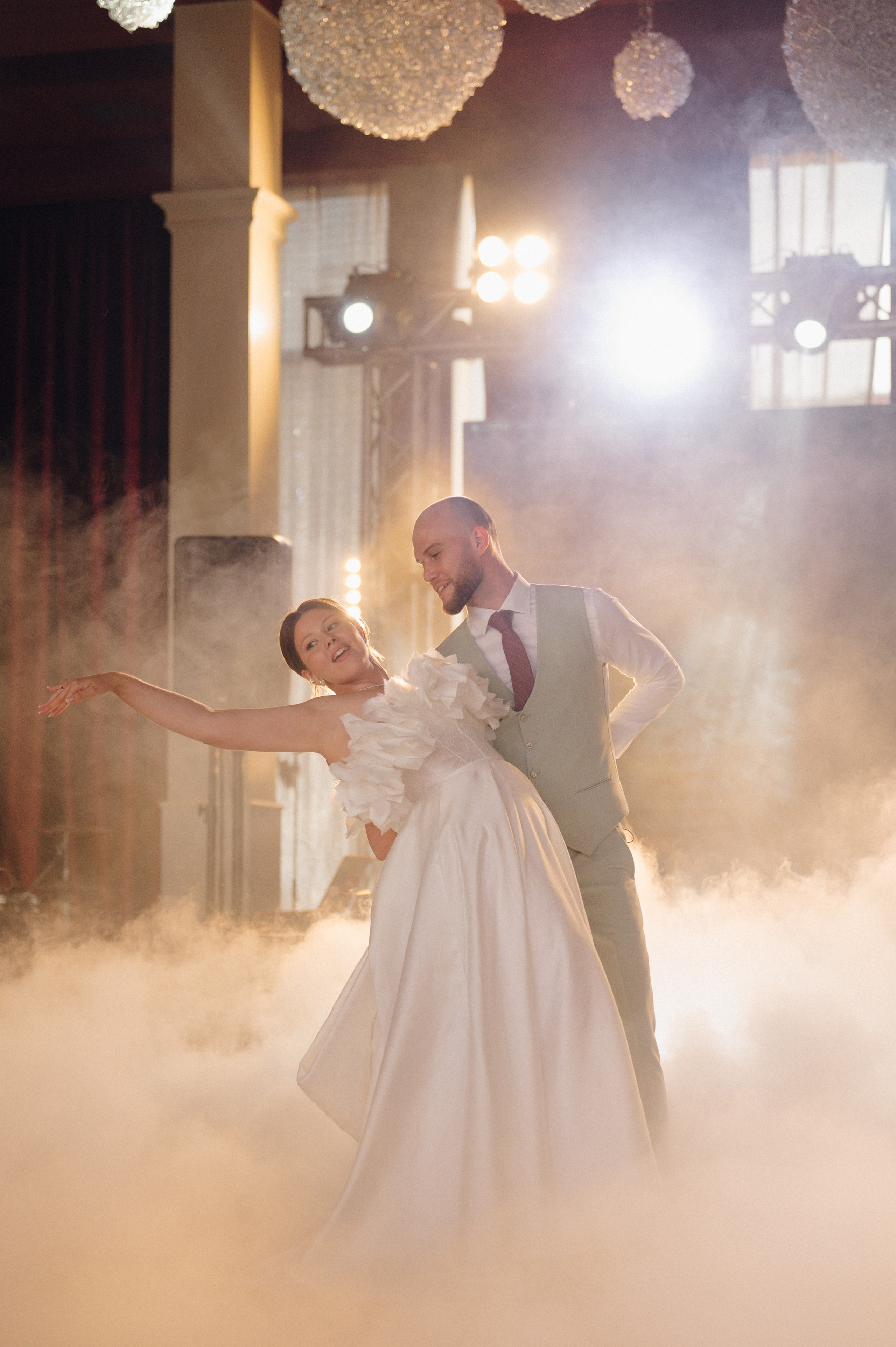 Елизавета и Роман. Репортажный и свадебный фотограф в Сургуте