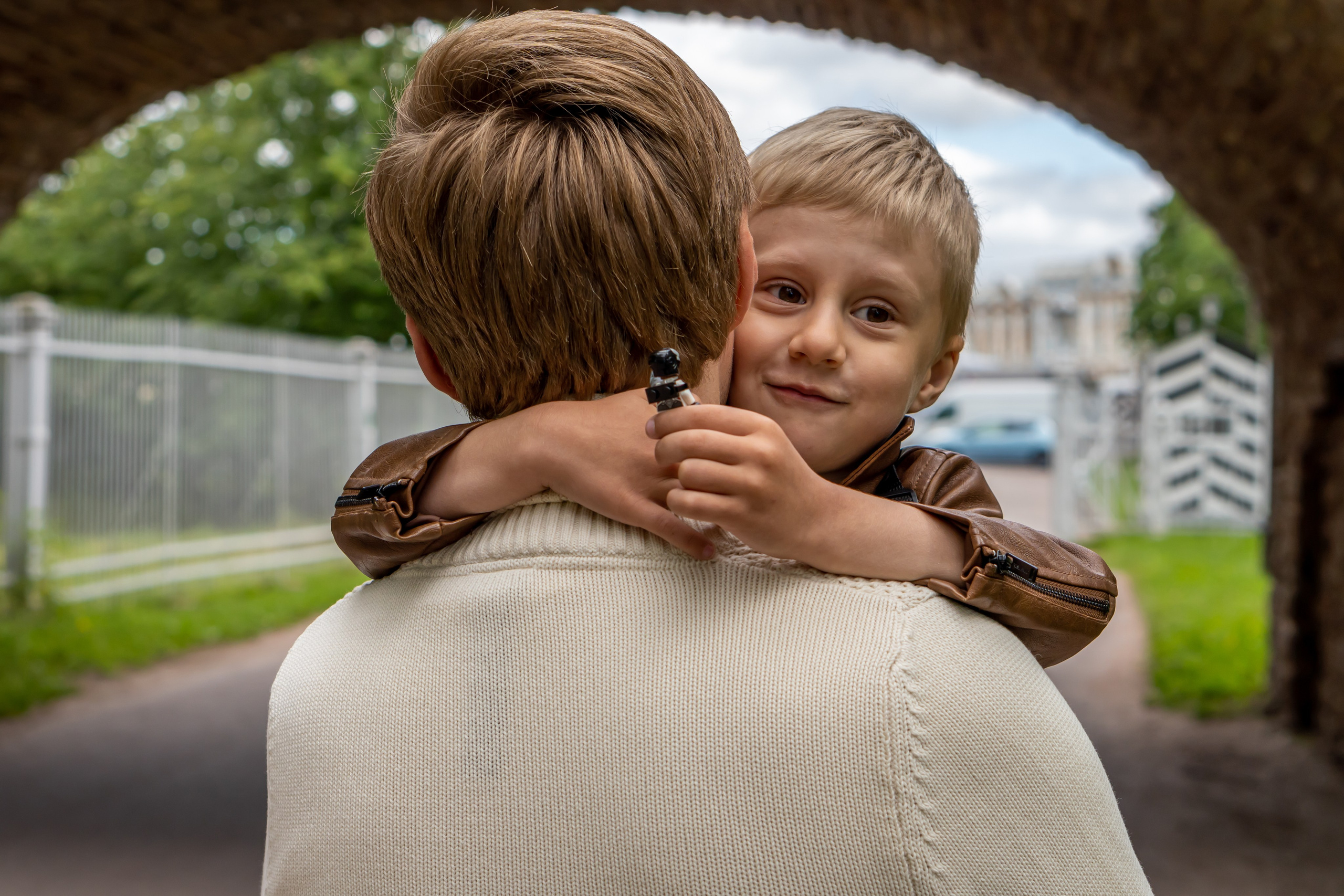 Прогулка в Александровском парке. ФОТОГРАФ РАДОСТИ Фотосессия в студии СПб. Портретный фотограф — Юрий Торлопов