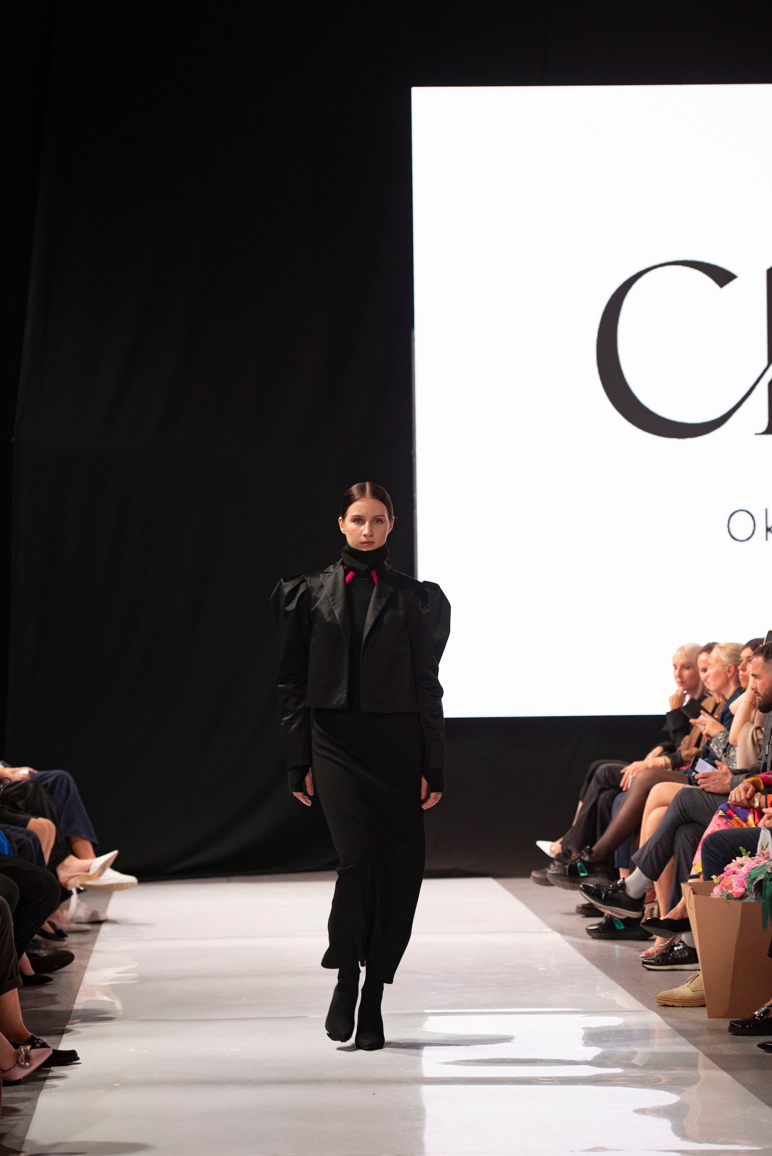 Фотограф на модельный показ. Свадебный, семейный, фэшн фотограф, школьный фотограф в Сочи