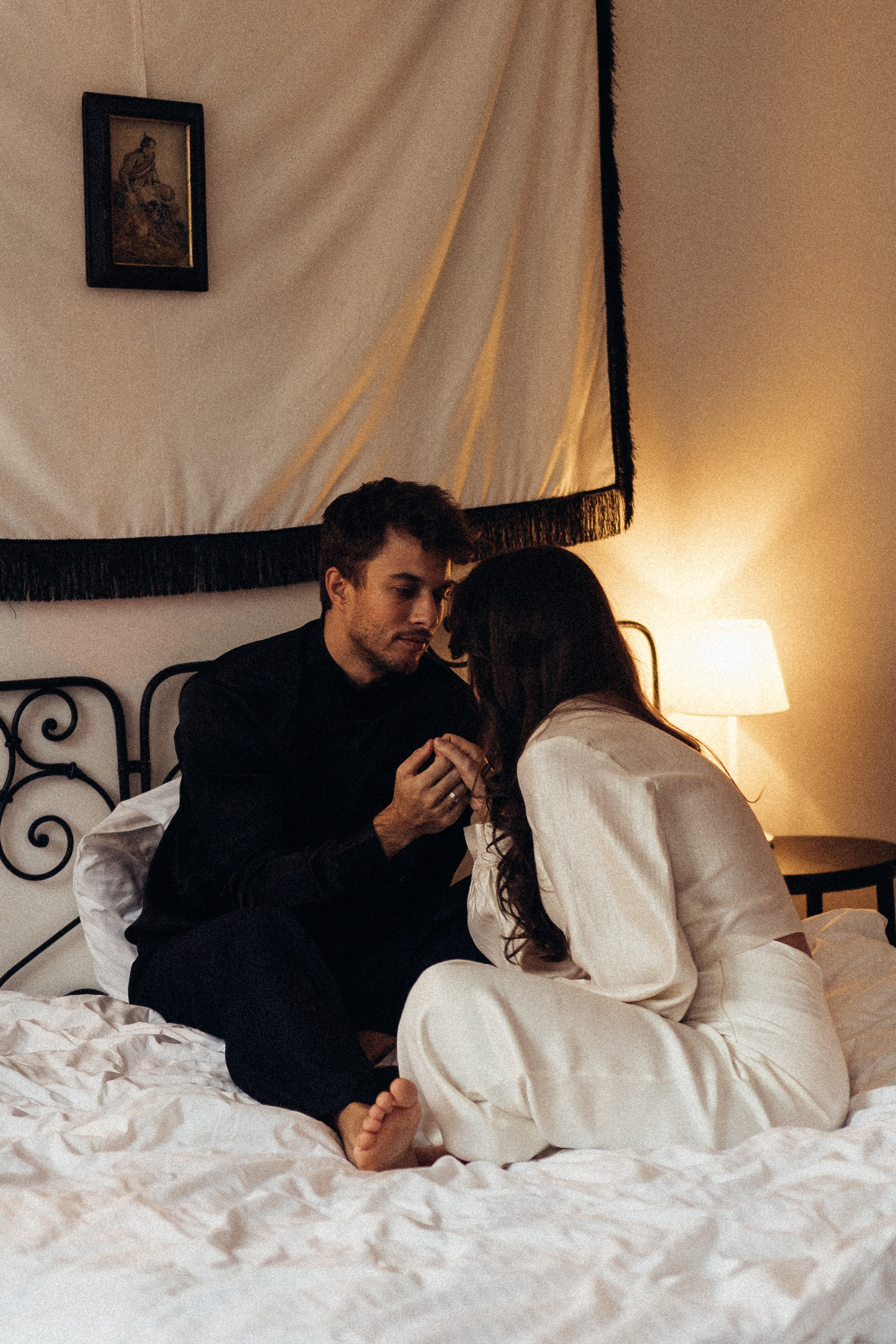 УТРО ЖЕНИХА И НЕВЕСТЫ В ПИТЕРСКОЙ КВАРТИРЕ И СЬЕМКА С СВАДЕБНЫХ ОБРАЗАХ. Профессиональный фотограф, Санкт-Петербург — Виктория Богомолова