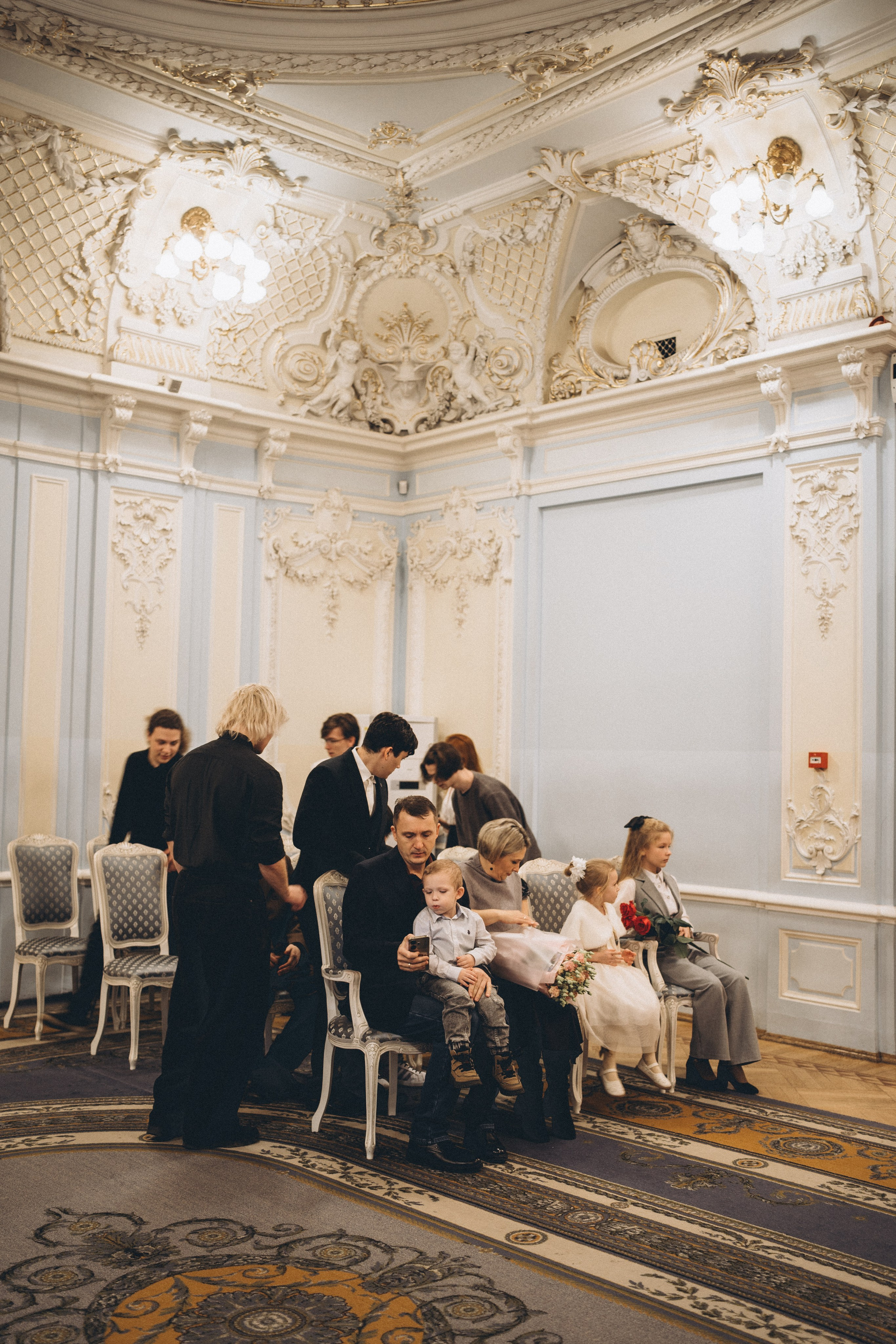 СВАДЕБНАЯ СЬЕМКА ВО ВТОРОМ ДВОРЦЕ С ГОСТЯМИ И ПРОГУЛКА В ТАВРИЧЕСКОМ САДУ. Профессиональный фотограф, Санкт-Петербург — Виктория Богомолова