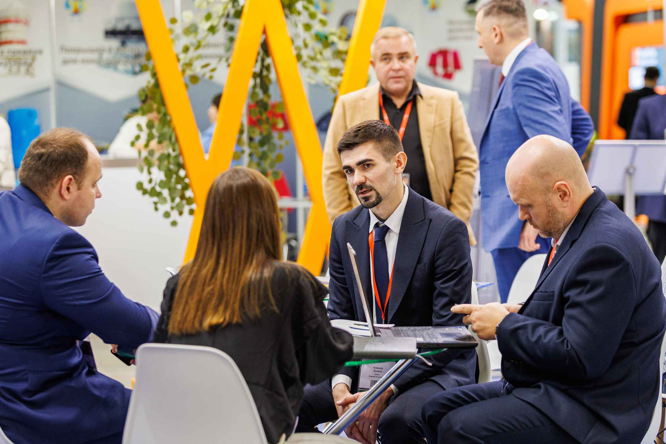 Съёмка стенда на выставке. Фотограф на мероприятие в Москве Марик