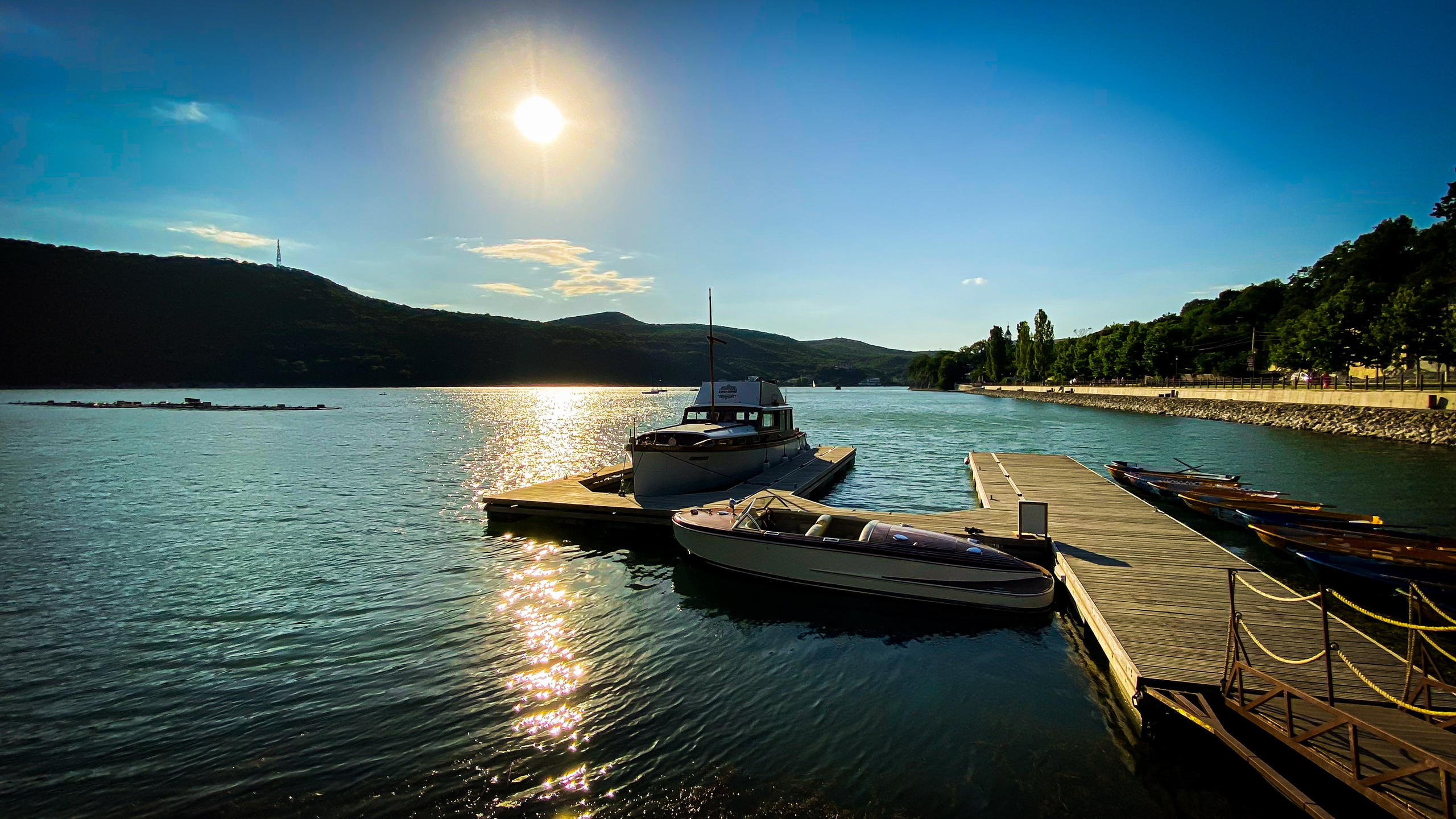 Природа. Polyframe