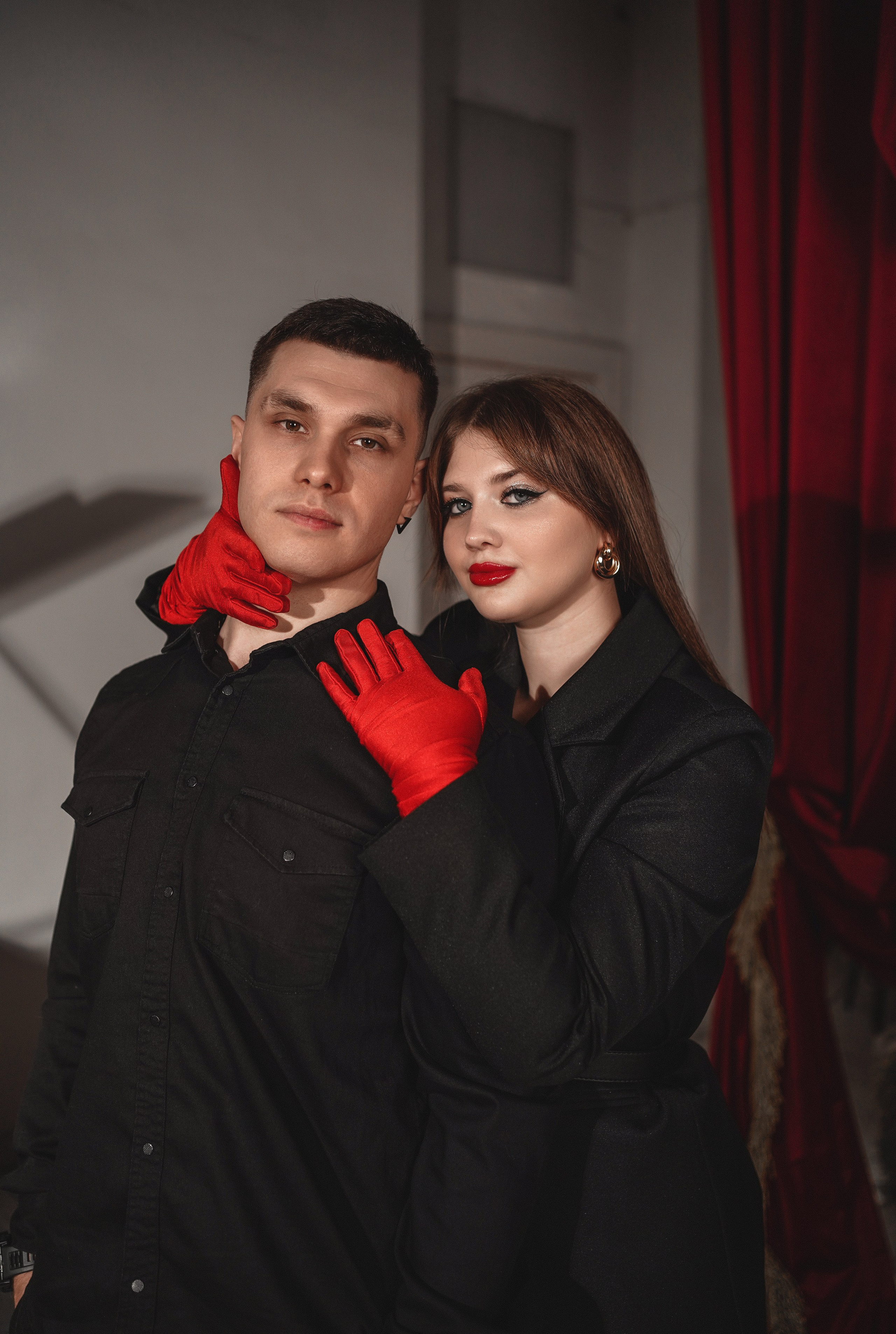 Семейная фотосессия в фотостудии MOX. Фотограф Ростов-на-Дону. Свадебный фотограф в Ростове-на-Дону. Таинство Крещения и Венчания, семейные фотосессии. Алёна Чёботова