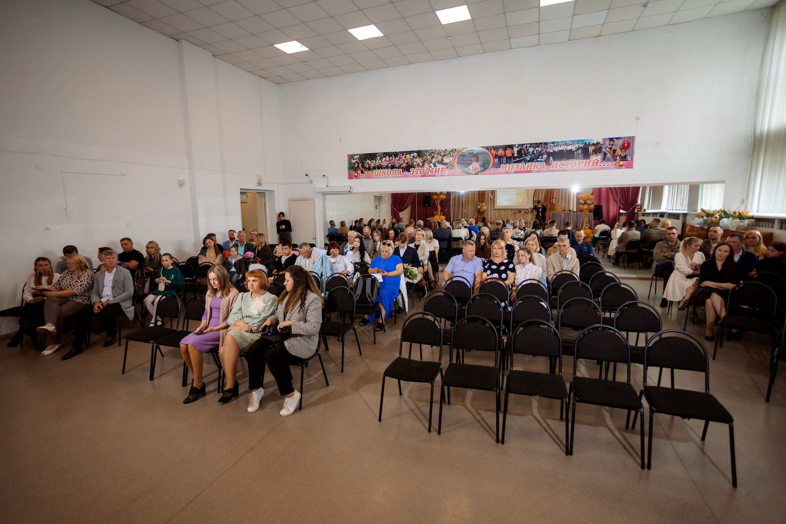 ВРУЧЕНИЕ АТТЕСТАТОВ: Пример. Все фото. Профессиональный фотограф в Ижевске Леша Петров