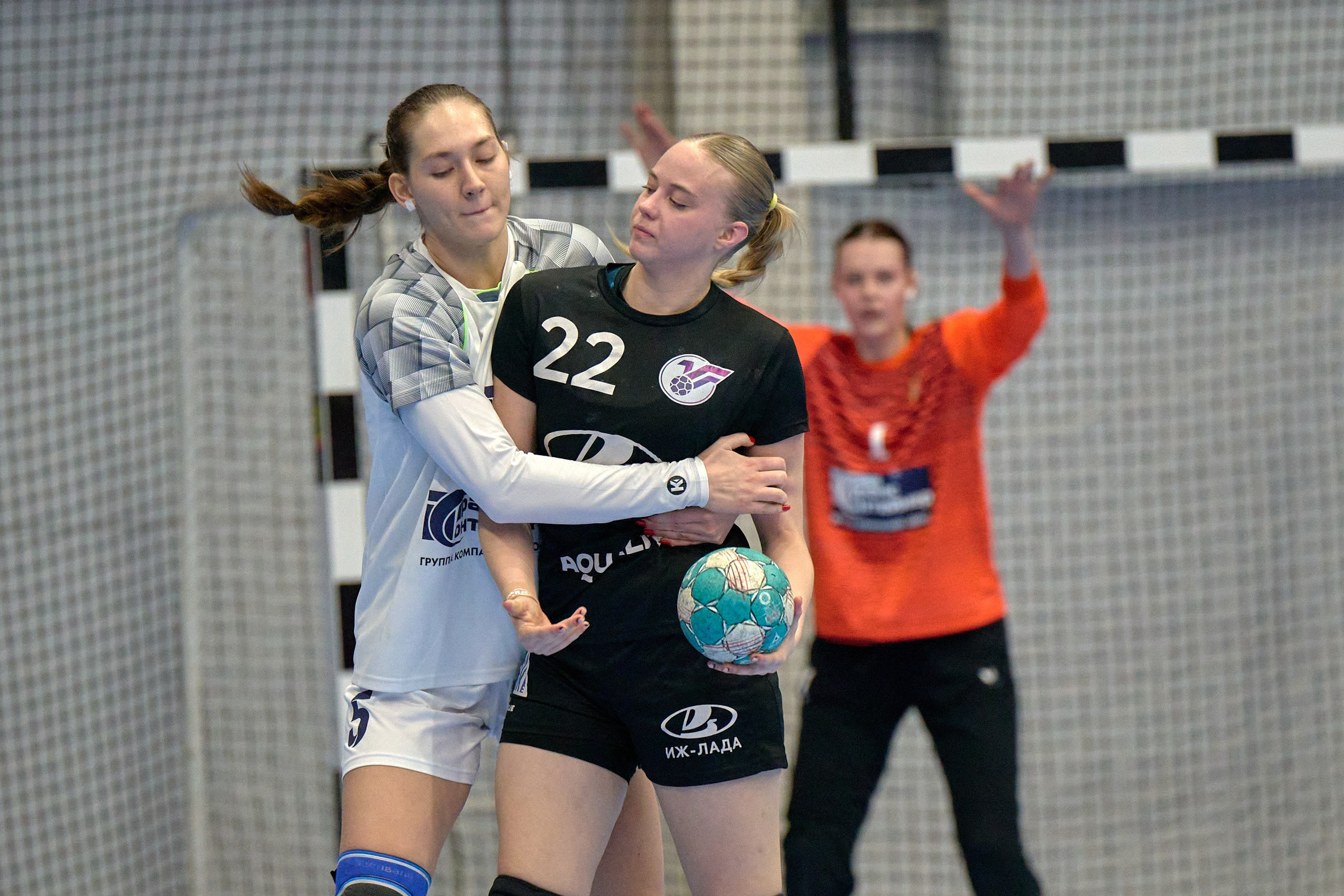 Гандбол. OLIMPBET Суперлига. «Университет» — «ЦСКА». Спортивный репортажный фотограф в Ижевске Сергей Мерзляков