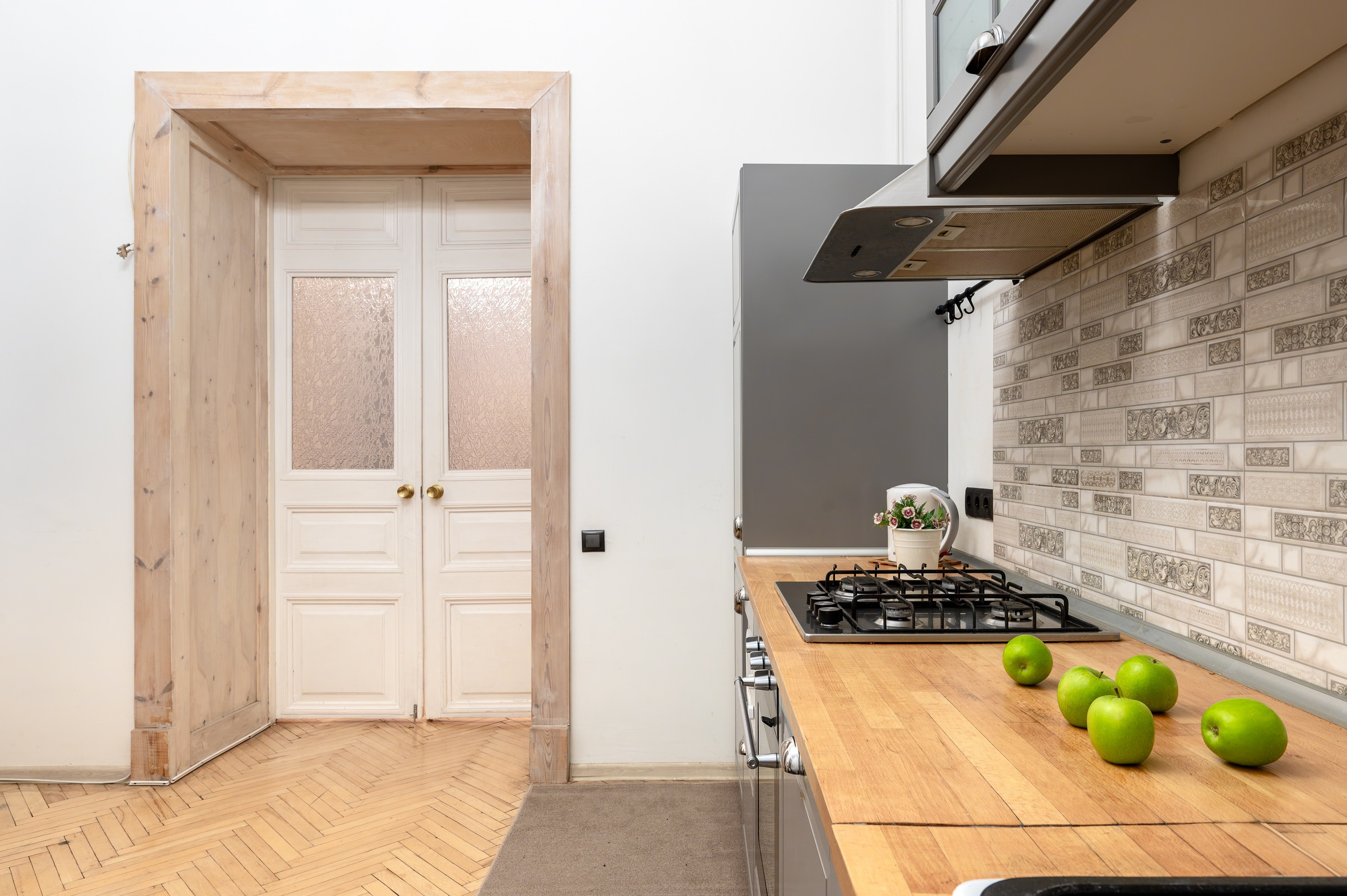 Квартира под аренду Невский 45. Интерьерный фотограф. Фото- видеосъемка недвижимости Санкт-Петербург