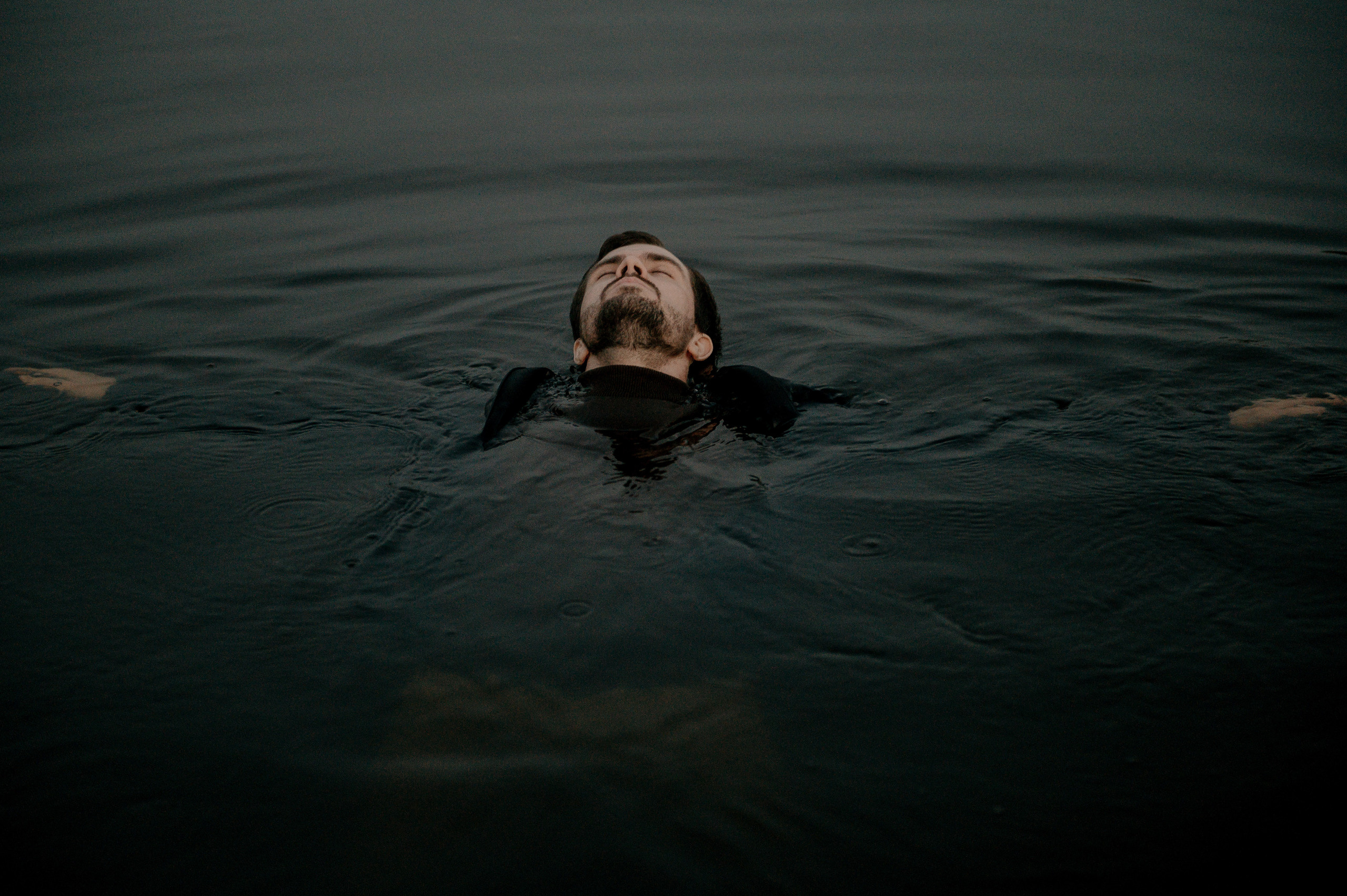 Кирилл Неплюев. Фотограф Serj Ganso