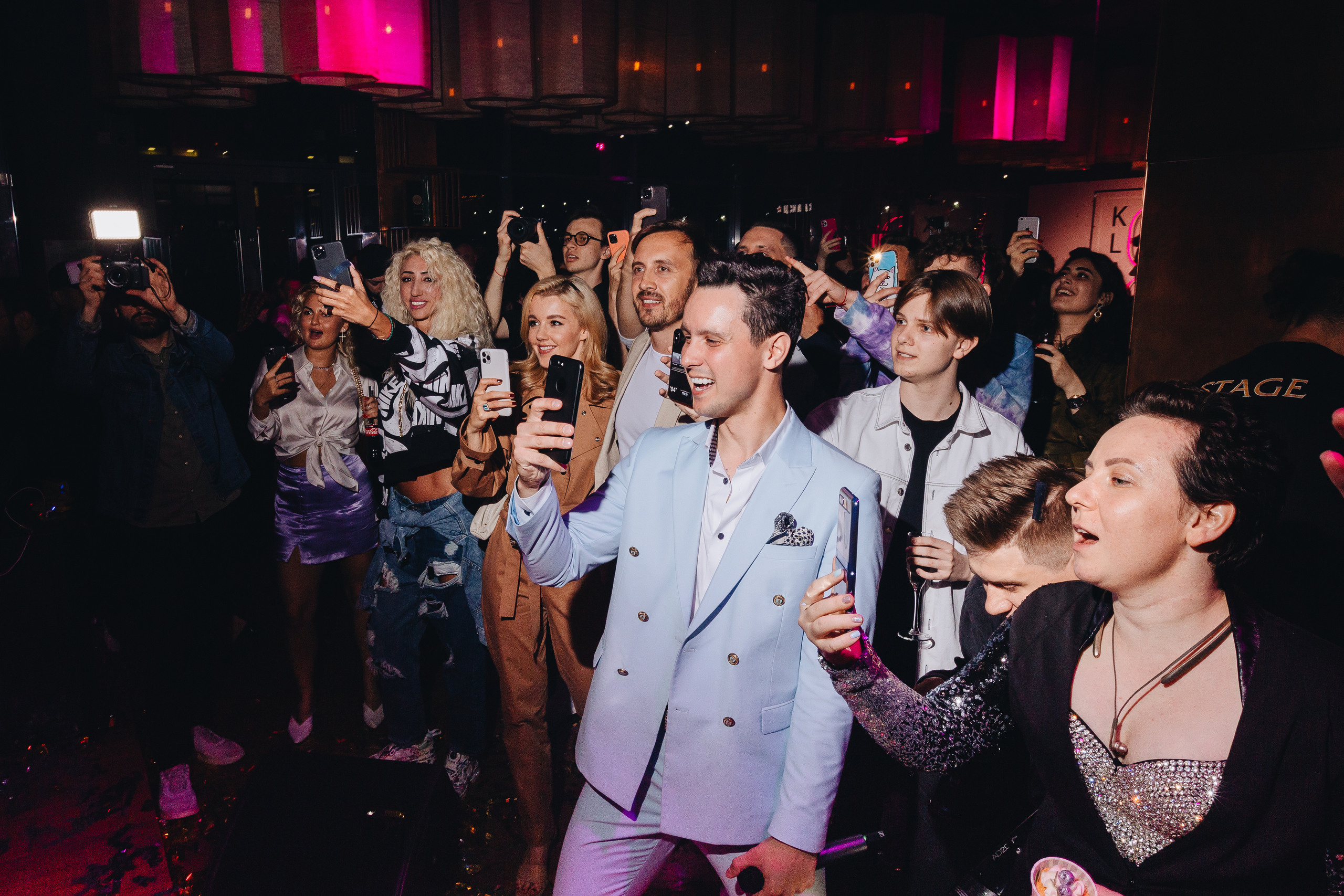 Happy Birthday Klava Koka. Фотограф Serj Ganso