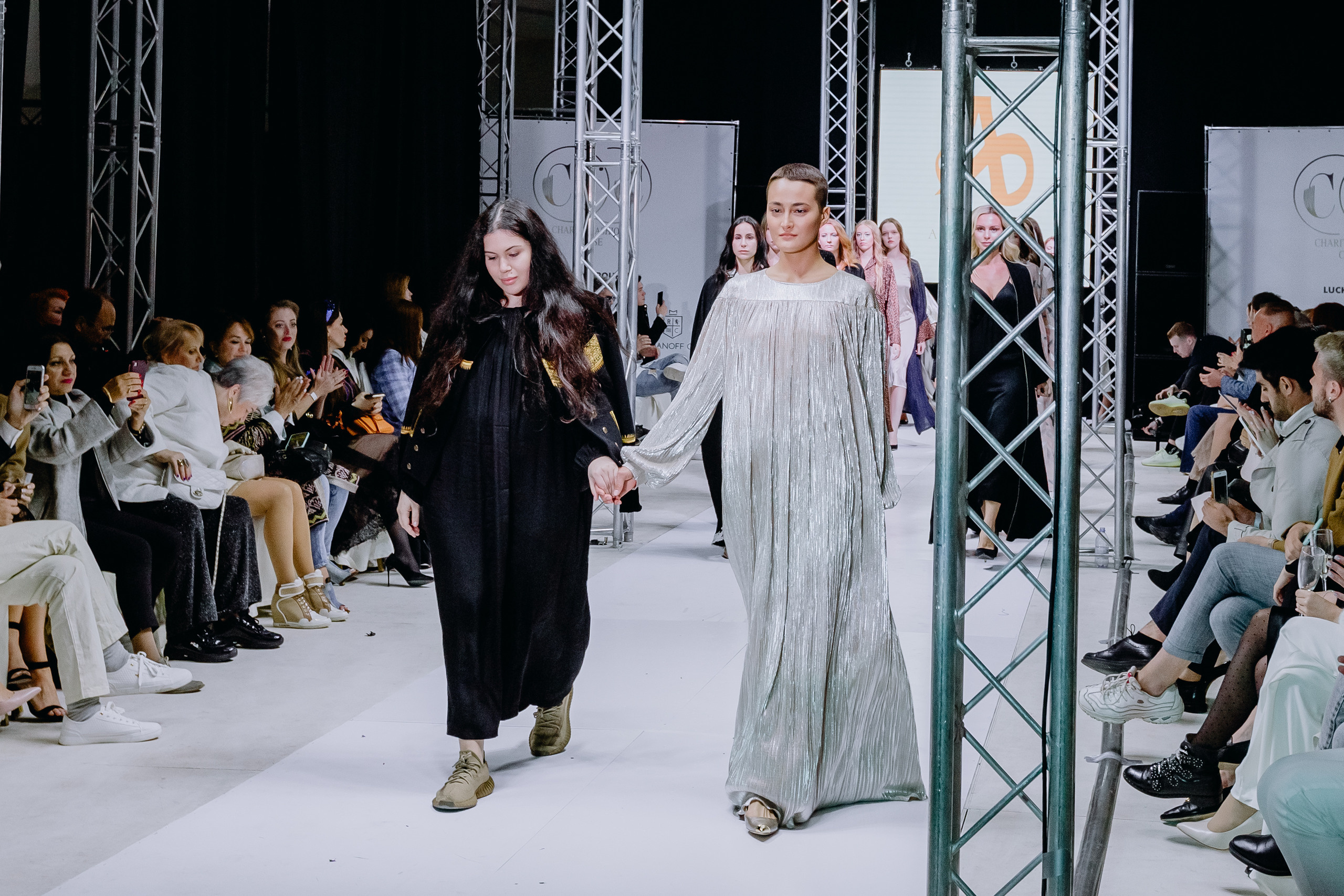 Fashion выставка. Фотограф Serj Ganso