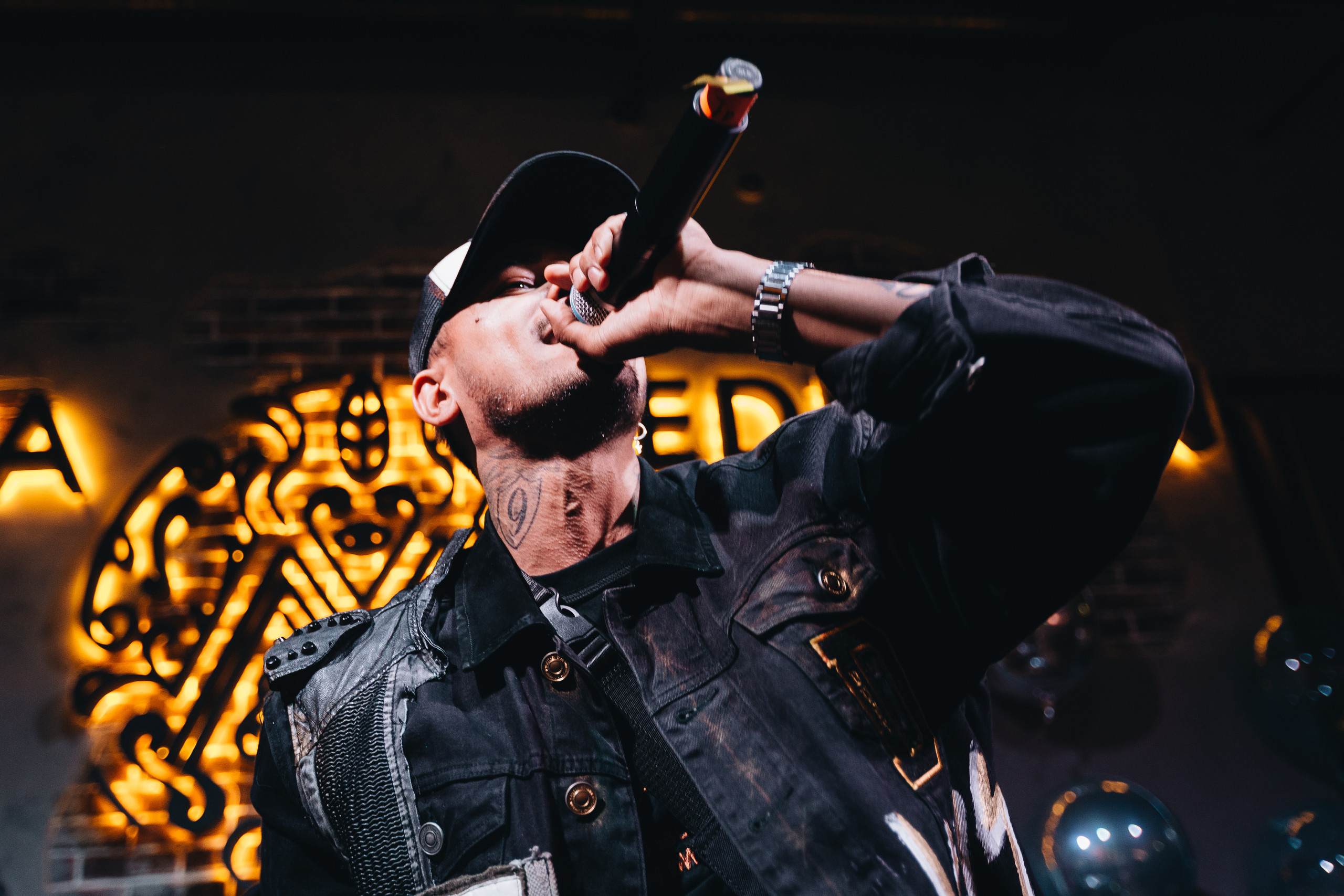 Happy Birthday Klava Koka. Фотограф Serj Ganso