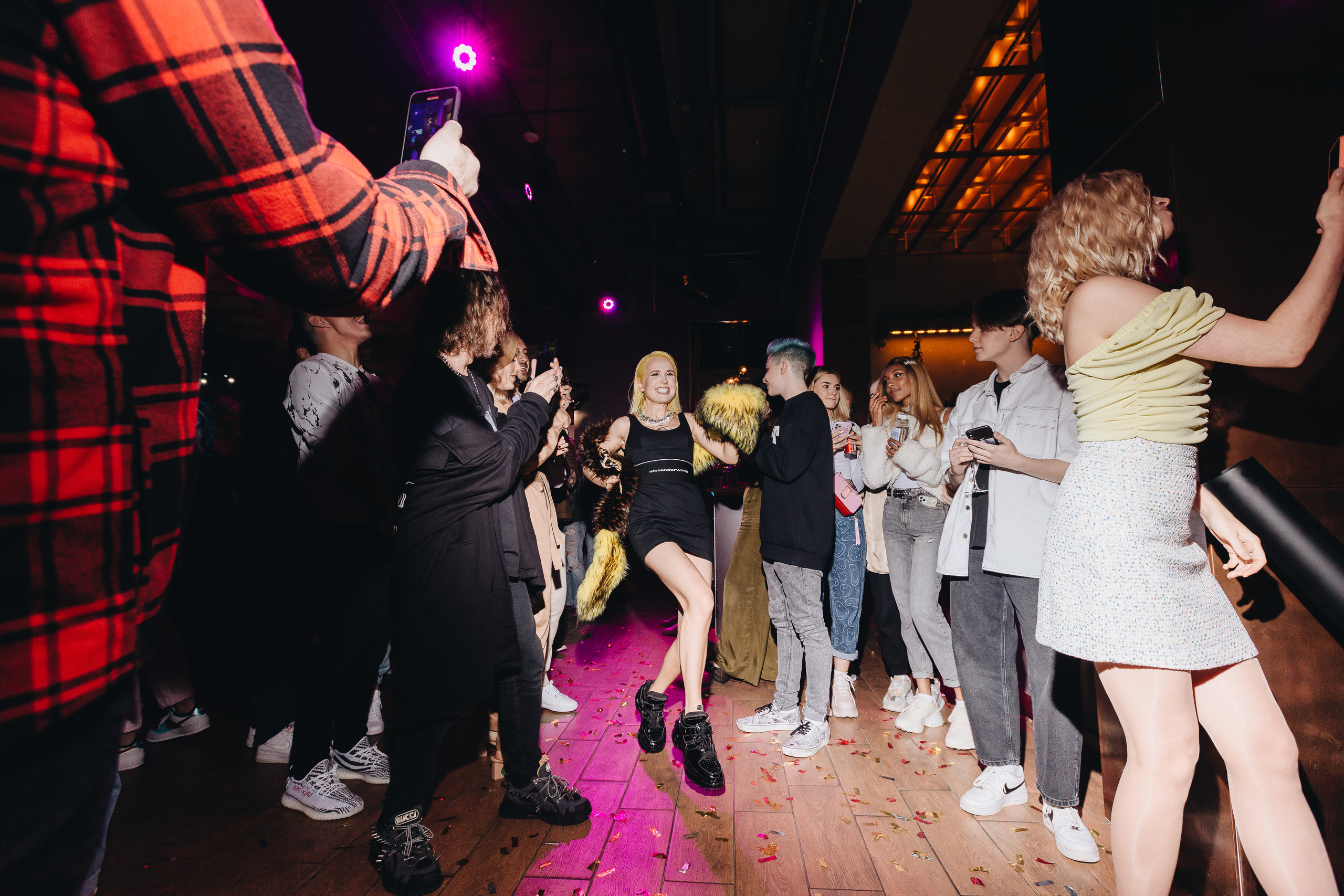 Happy Birthday Klava Koka. Фотограф Serj Ganso