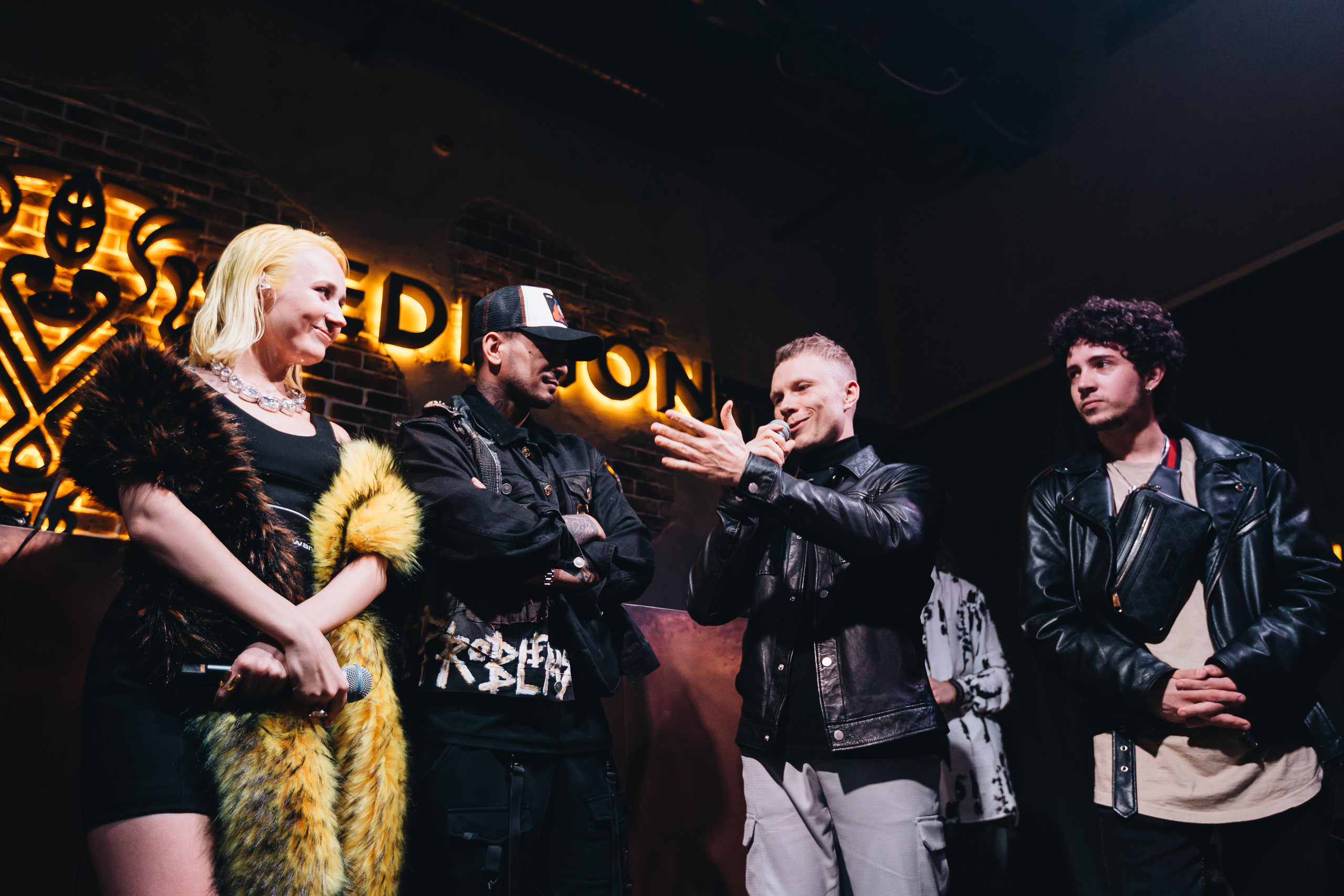 Happy Birthday Klava Koka. Фотограф Serj Ganso