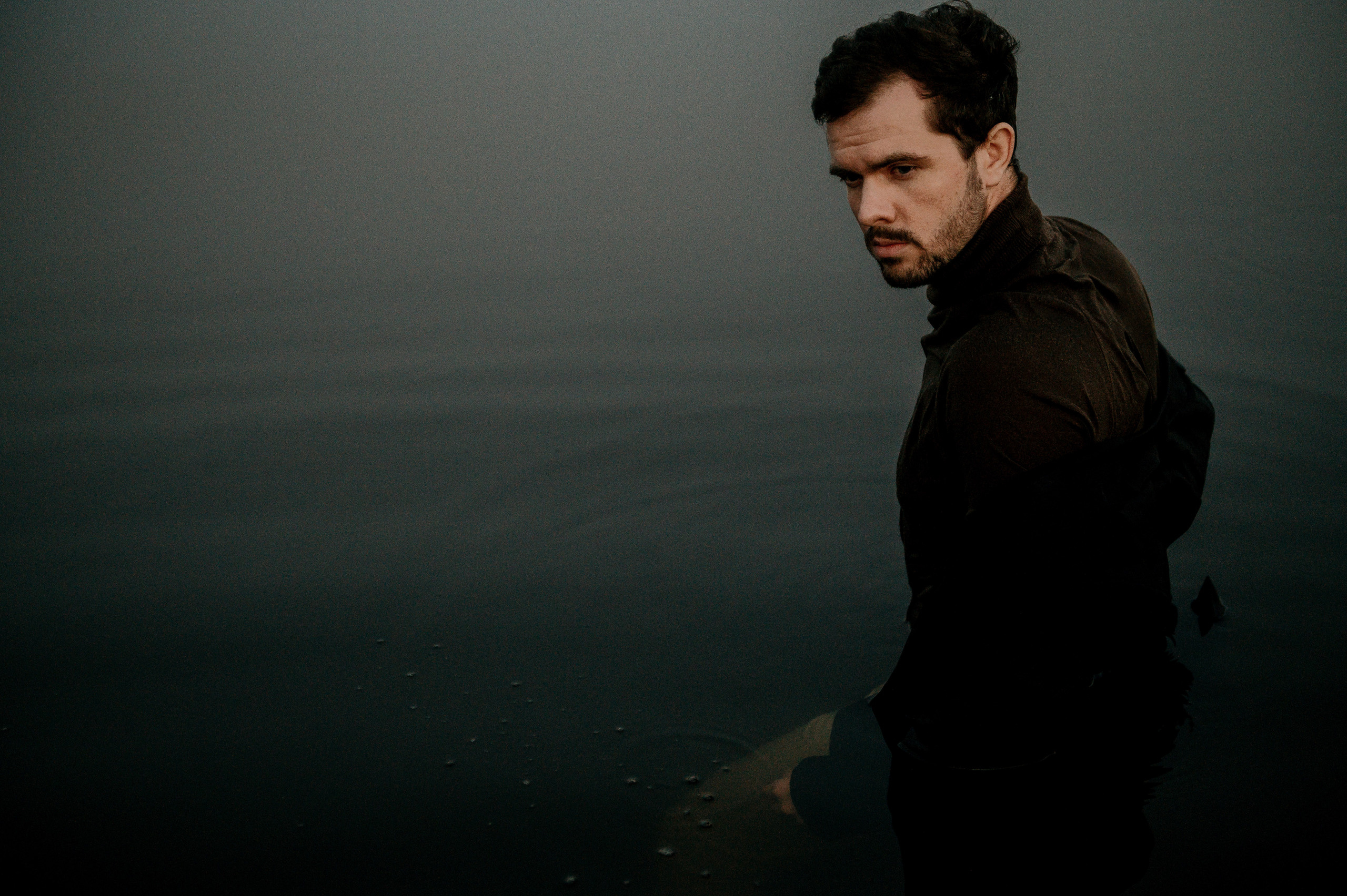 Кирилл Неплюев. Фотограф Serj Ganso