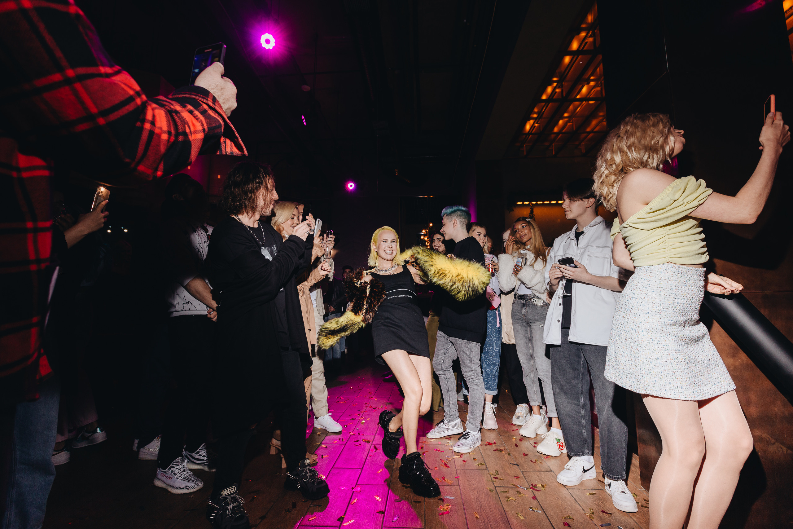 Happy Birthday Klava Koka. Фотограф Serj Ganso