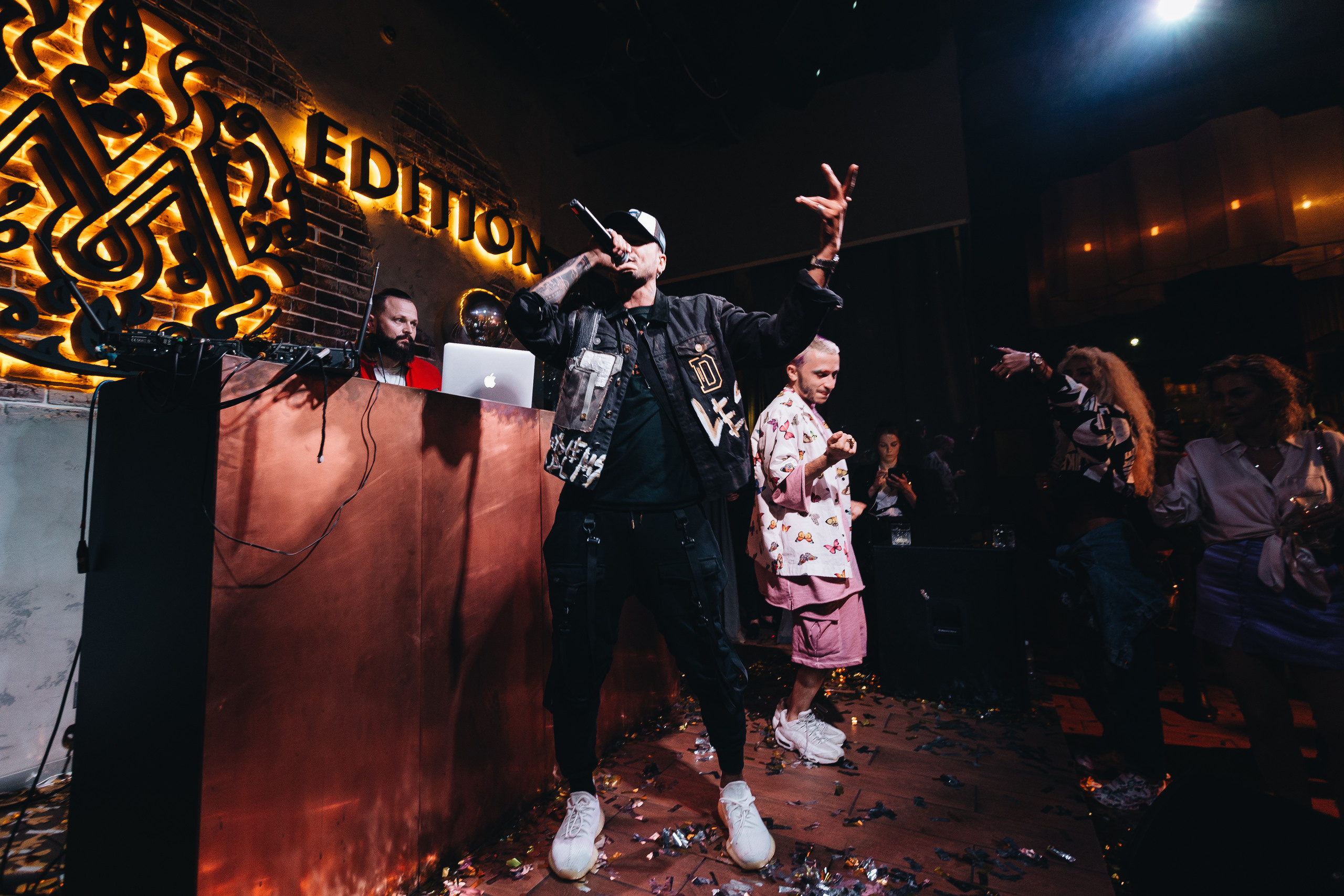 Happy Birthday Klava Koka. Фотограф Serj Ganso