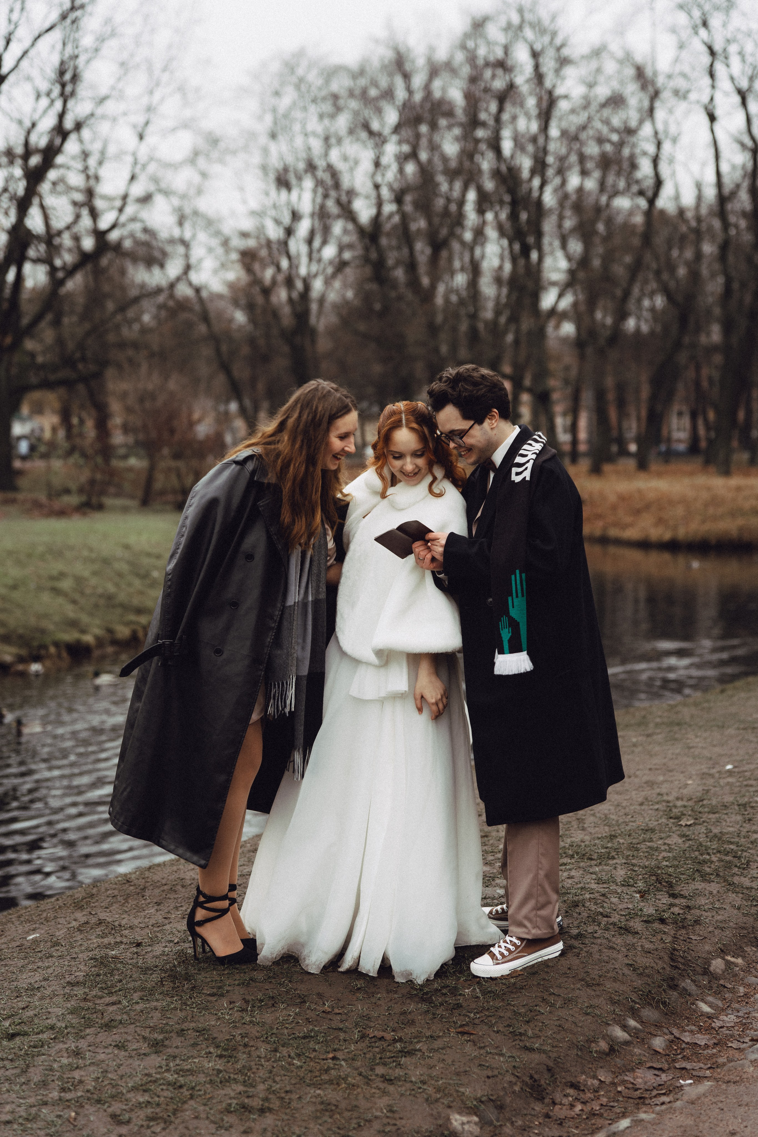 СВАДЕБНАЯ СЬЕМКА ВО ВТОРОМ ДВОРЦЕ С ГОСТЯМИ И ПРОГУЛКА В ТАВРИЧЕСКОМ САДУ. Профессиональный фотограф, Санкт-Петербург — Виктория Богомолова