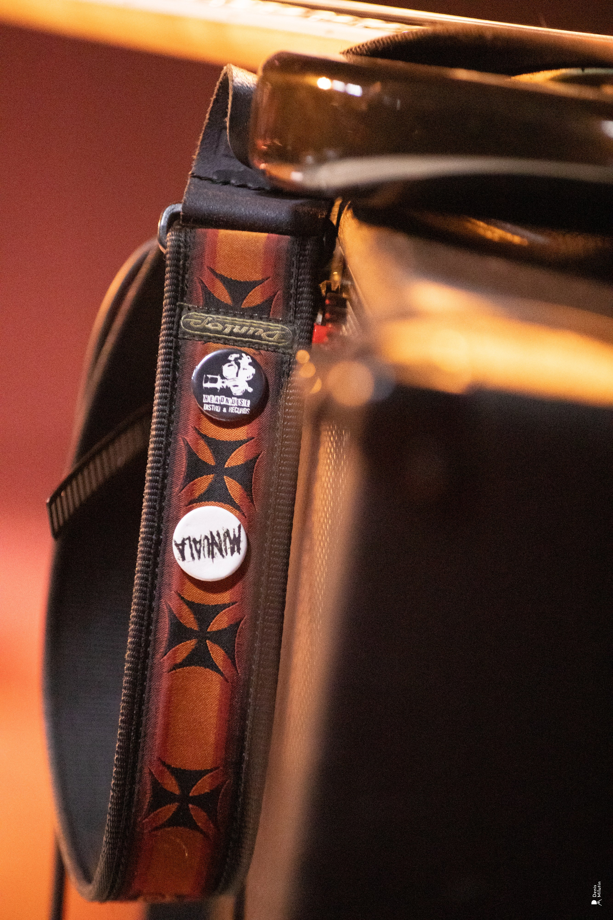 Рядом Ассенизаторы. Портретный фотограф Денис Милютин