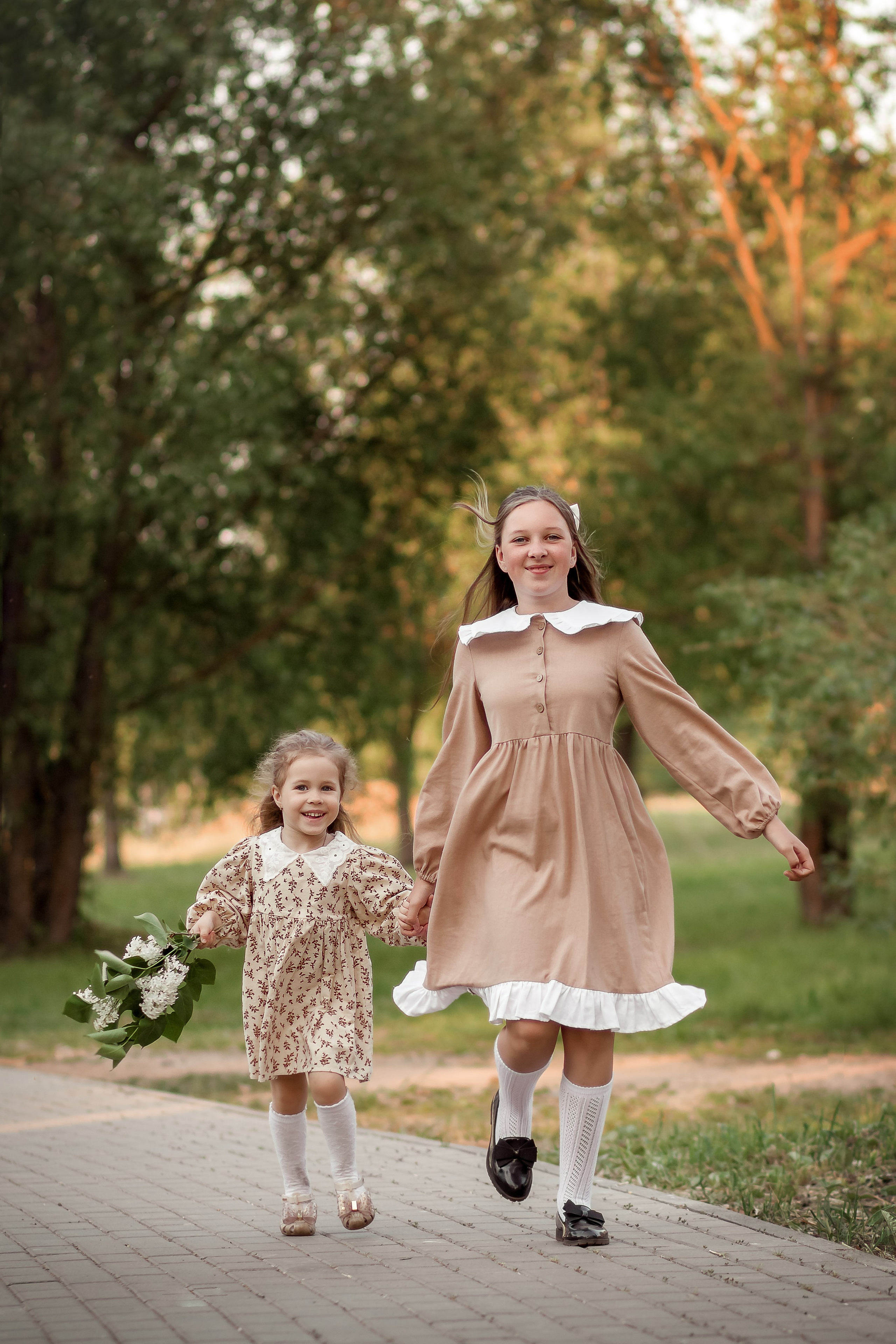 Вероника и Полина. Детский фотограф Наталья Назарова