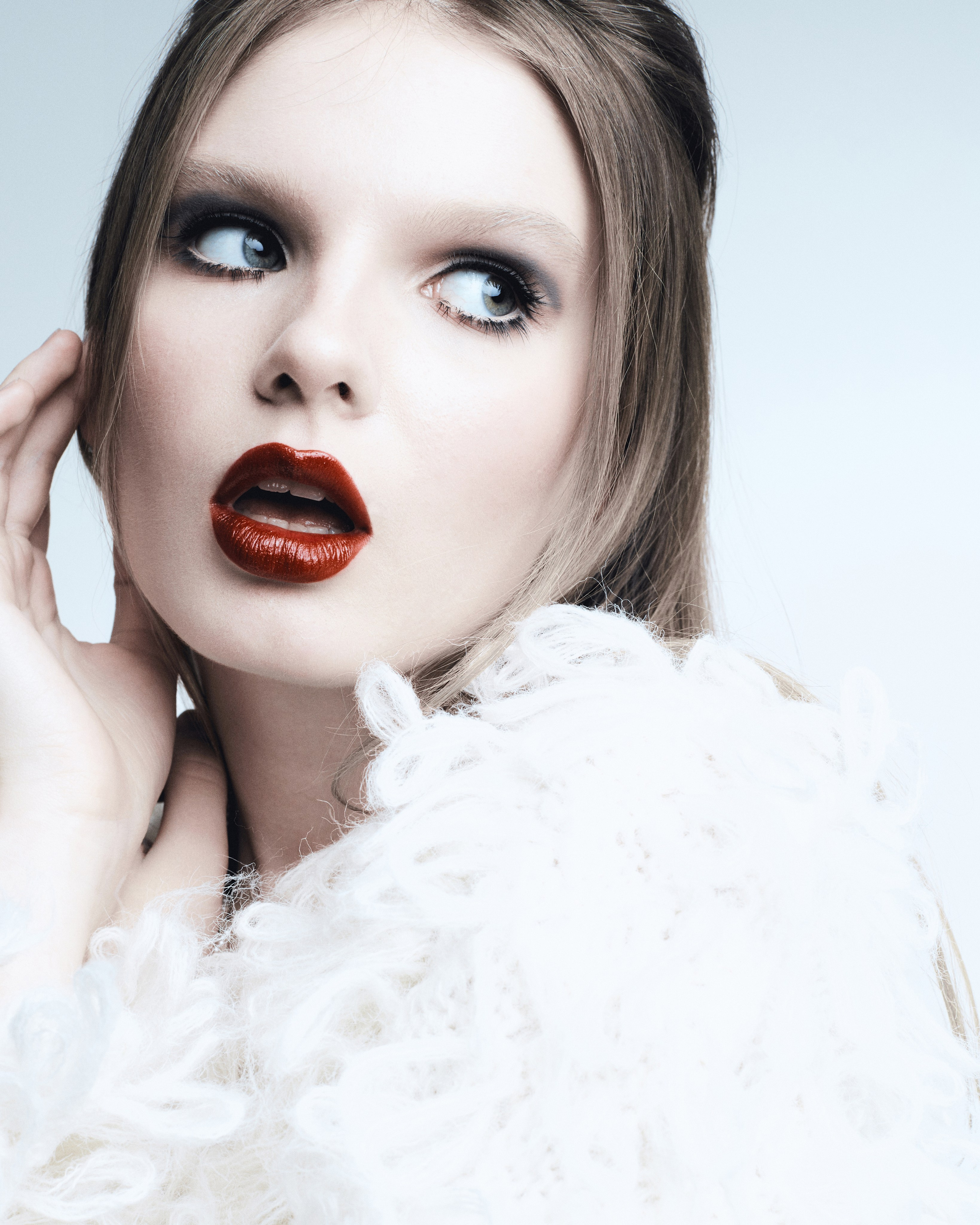 Kati, white and burgundy. Юрина Полина, фотограф из Екатеринбурга