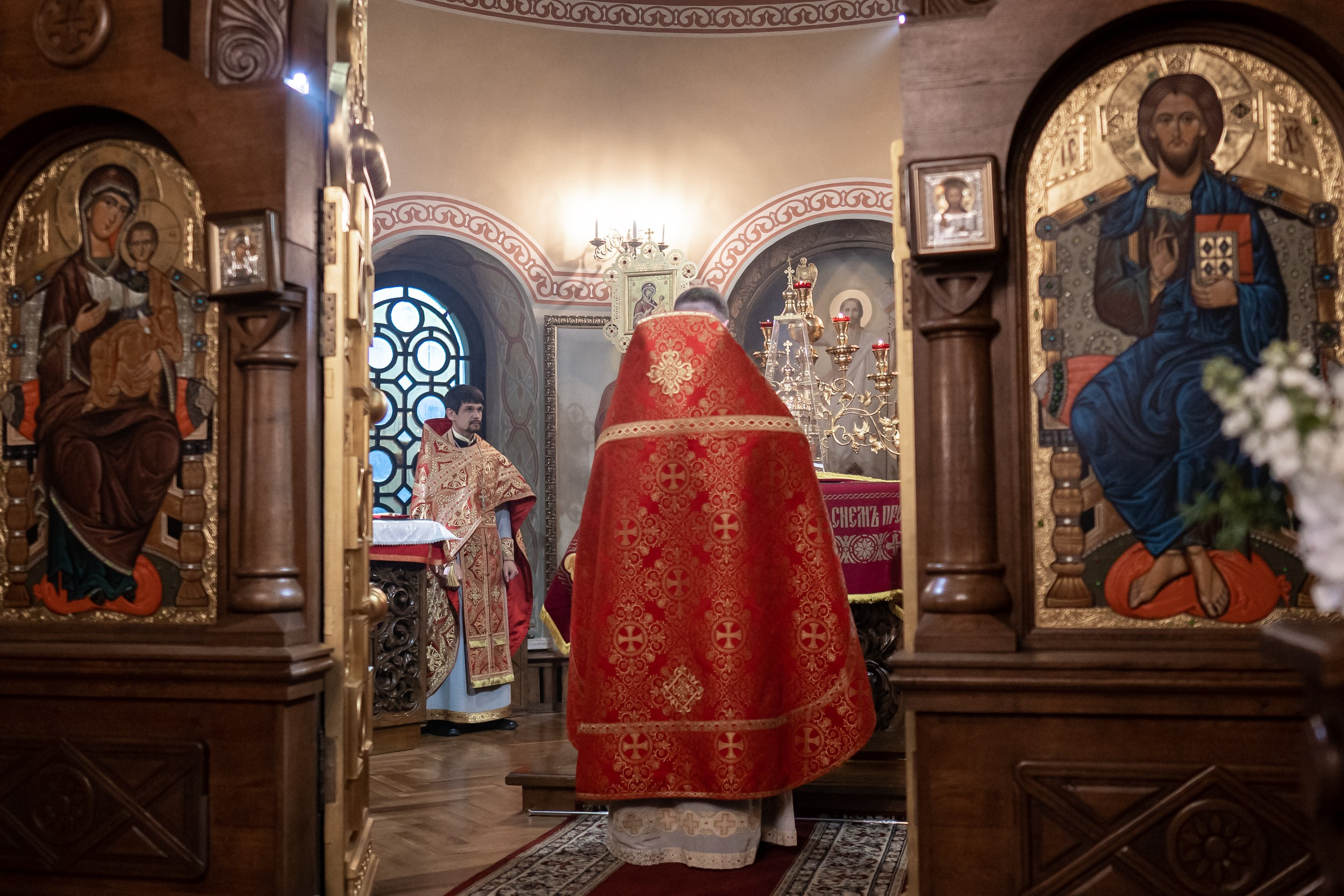 Престольный праздник в храме Воскресения Христова (Форосская церковь). Церковный фотограф Севастополь