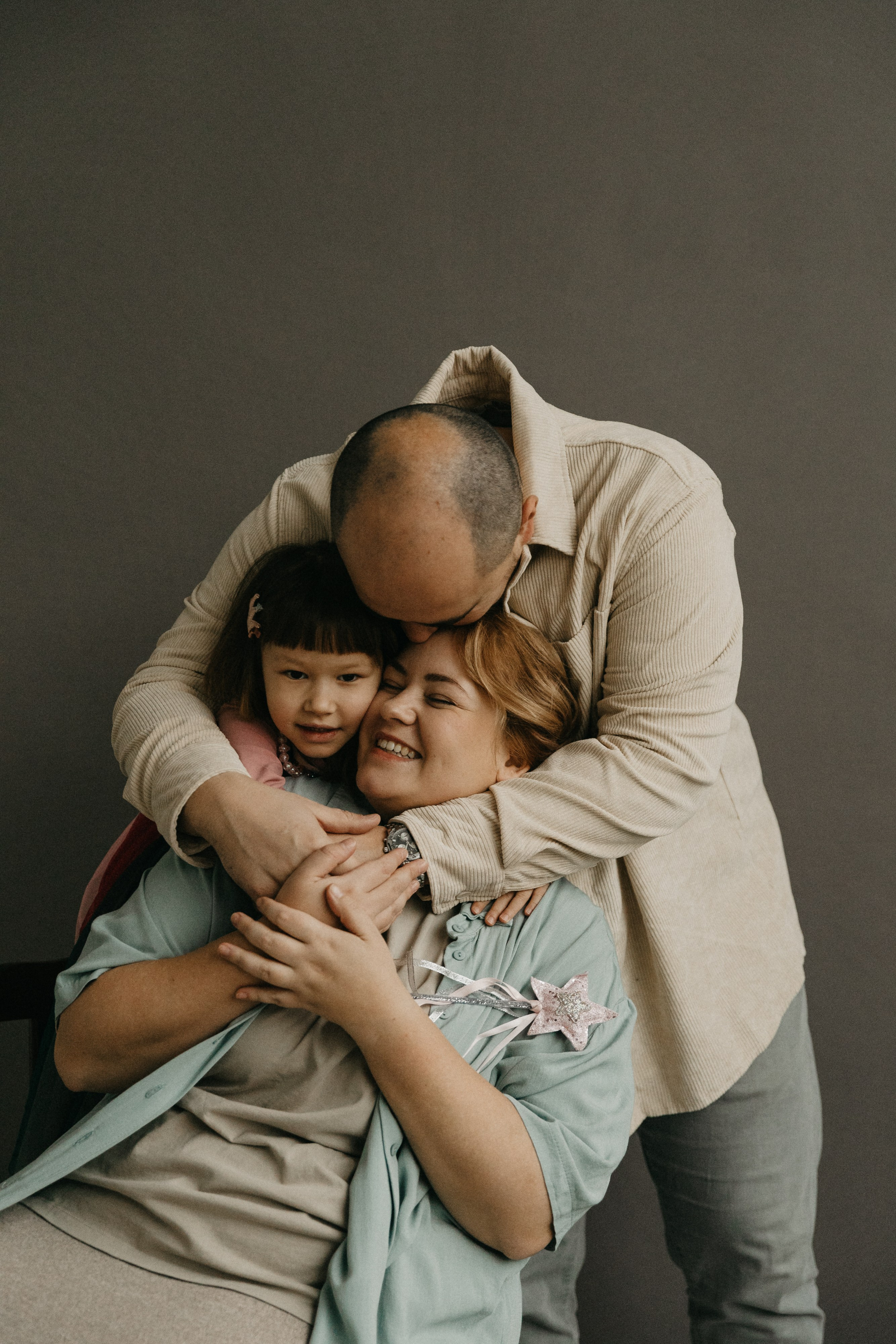 Мика, Саша, Сара. Главная