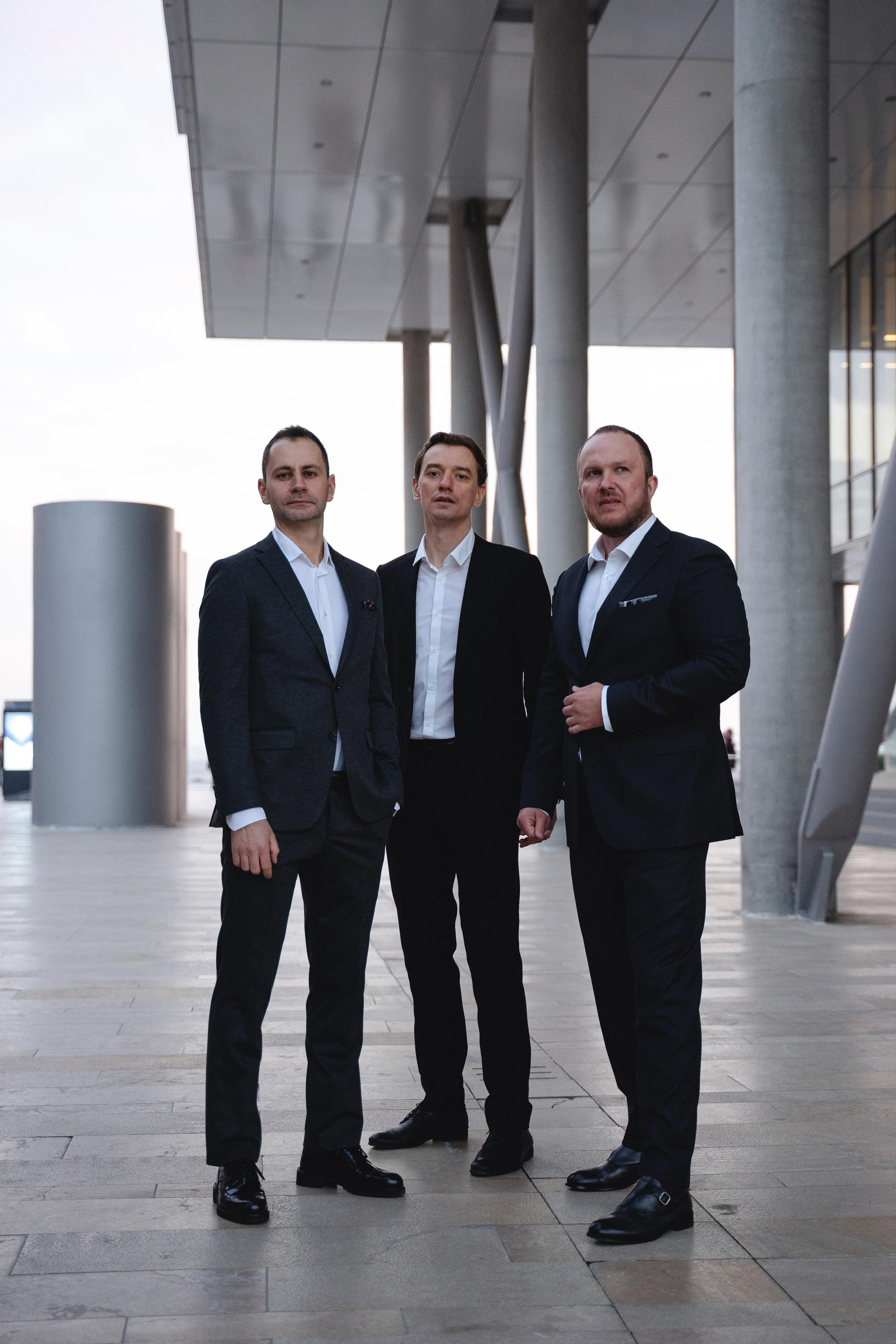 Компания «Новая Земля». Фотограф Надежда Мигунова