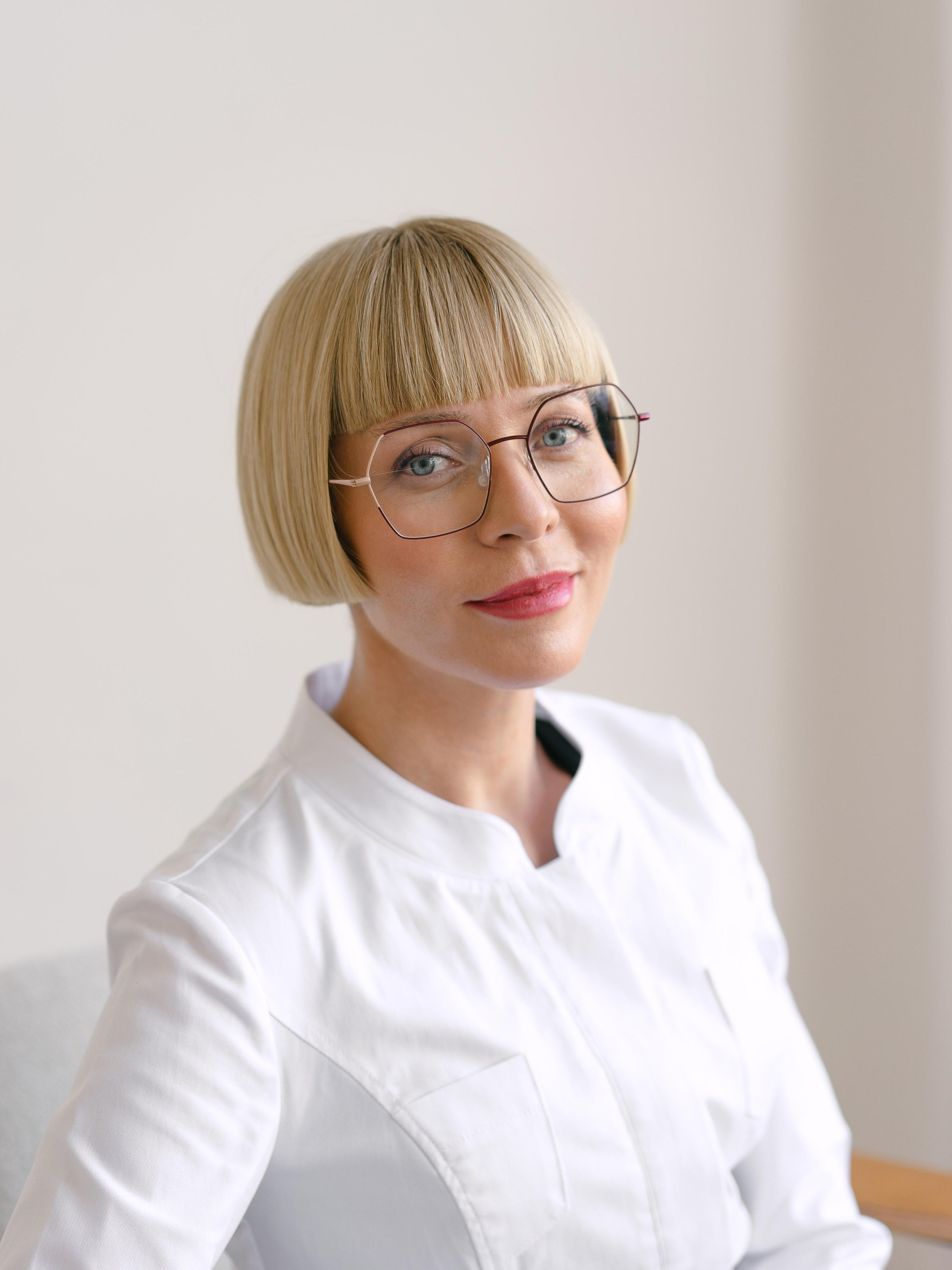 Елена, детский доктор. Nadezhda Migunova, Photographer