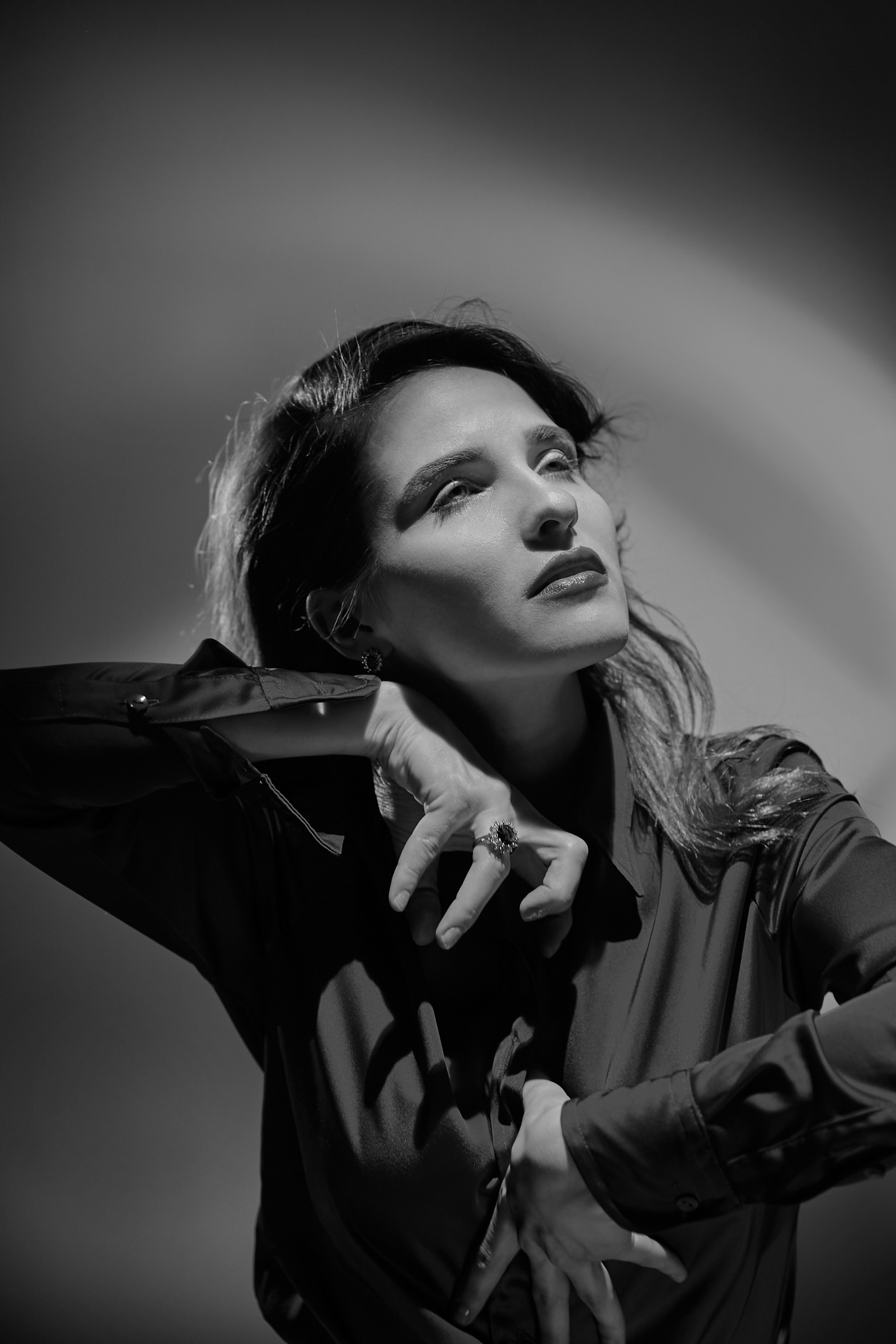 Чёрно-белые студийные портреты. Рекламный фотограф Санкт-Петербург Катерина Мишкель