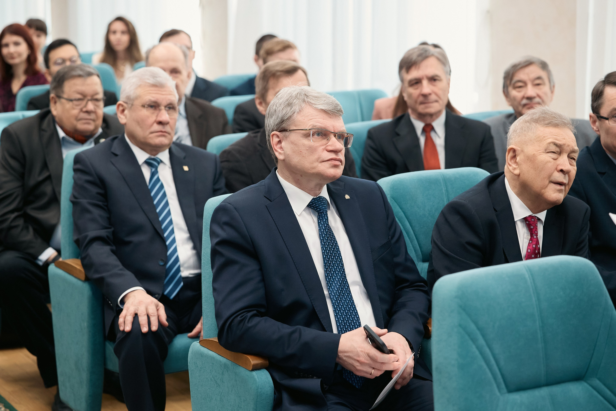 День Науки в В АН РТ. Мое имя Раиль. Я репортажный фотограф в Казани, так же мой любимый жанр — свадебный фотограф