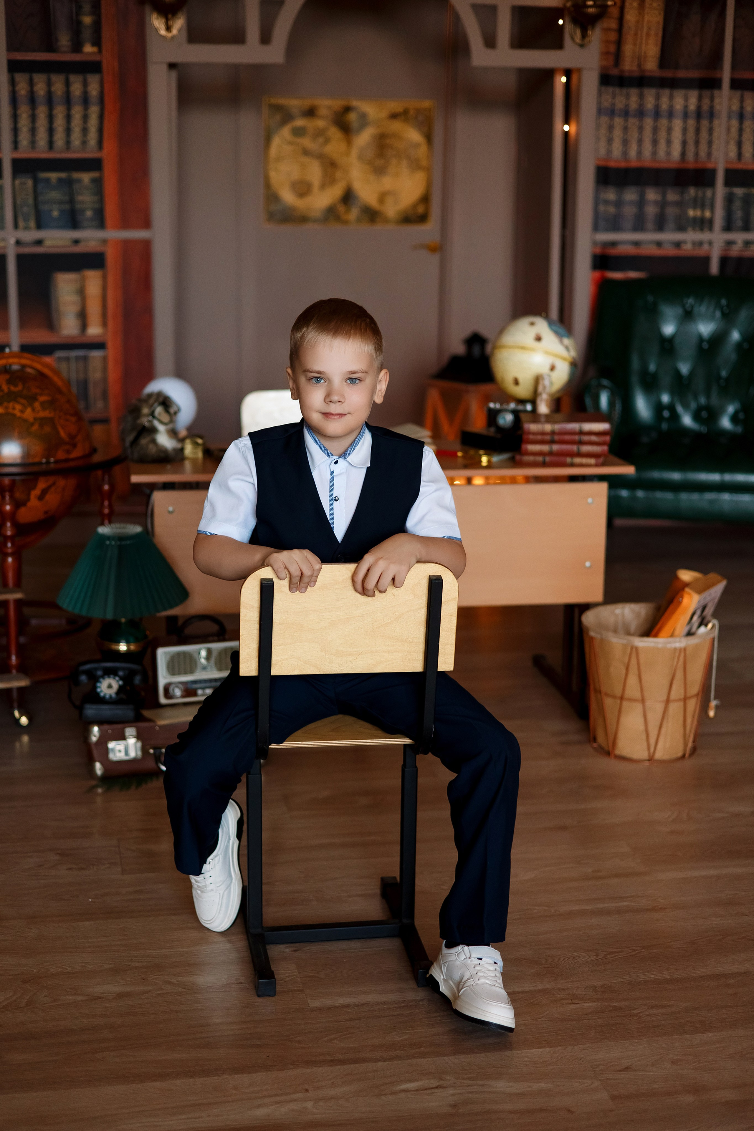 4 класс фотосессия в фотостудии. Фотограф Любовь Корниенко, Примоский край