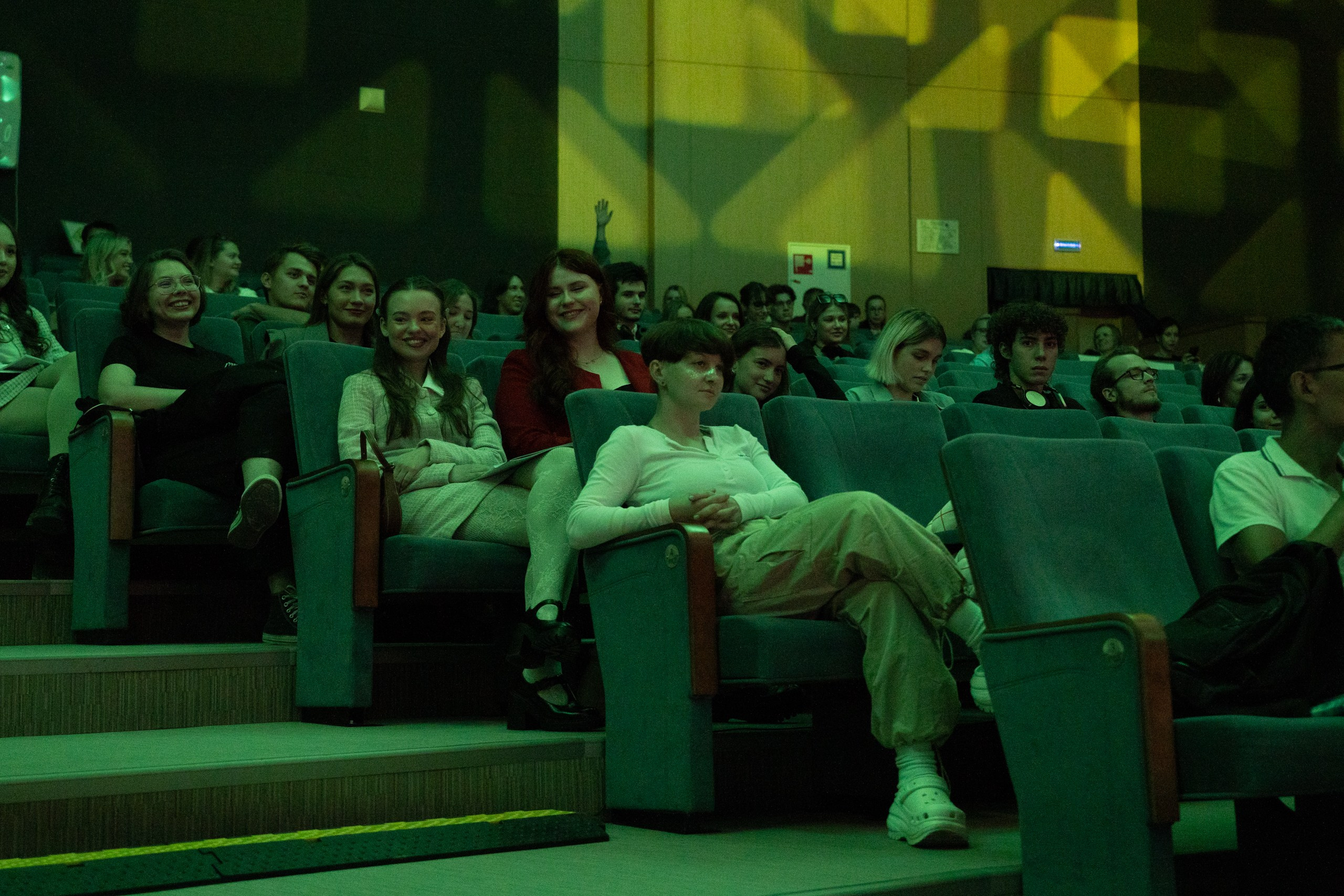 Спектакль и Цыпкин ВШЭ. Мари — фотограф и видеограф из Москвы