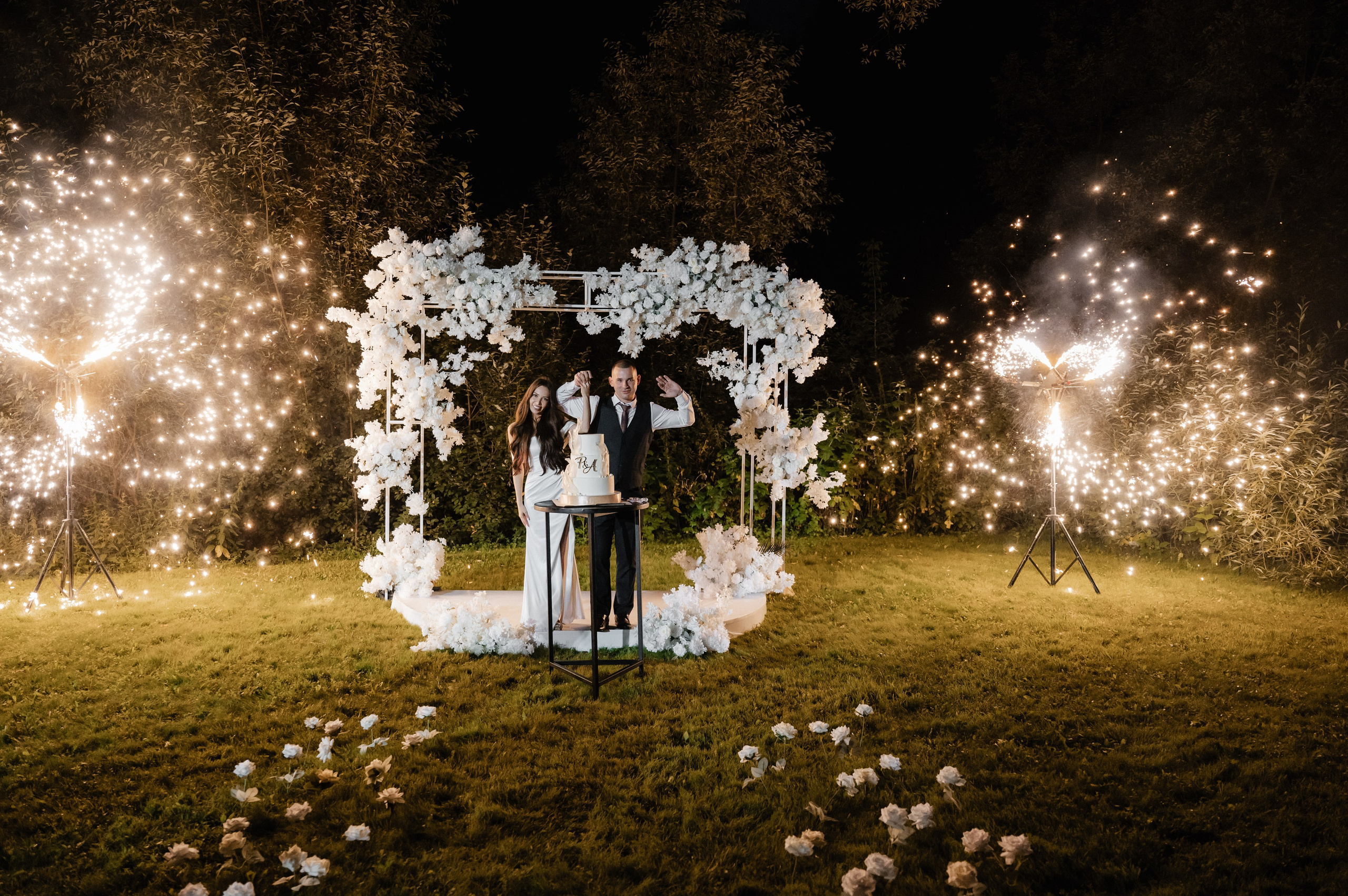 Роман и Алсу Остафьево. Свадебный фотограф Раменское-Москва