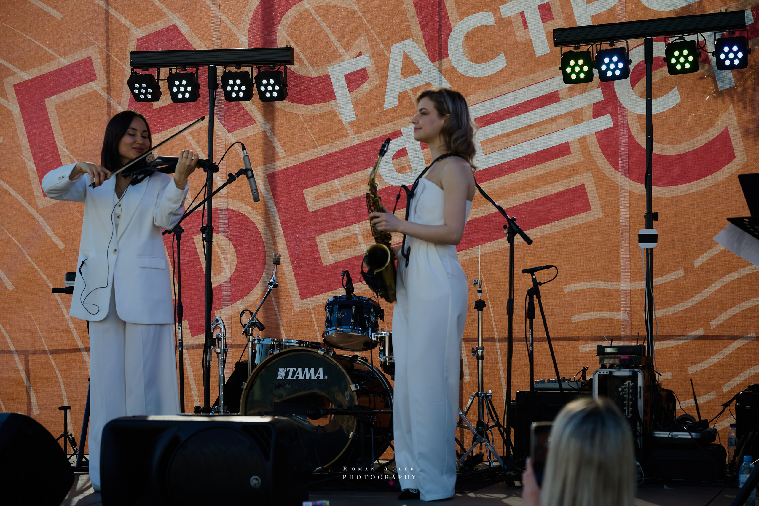 Гастрофестиваль в ТЦ «Небо». Фотограф Роман Адлер