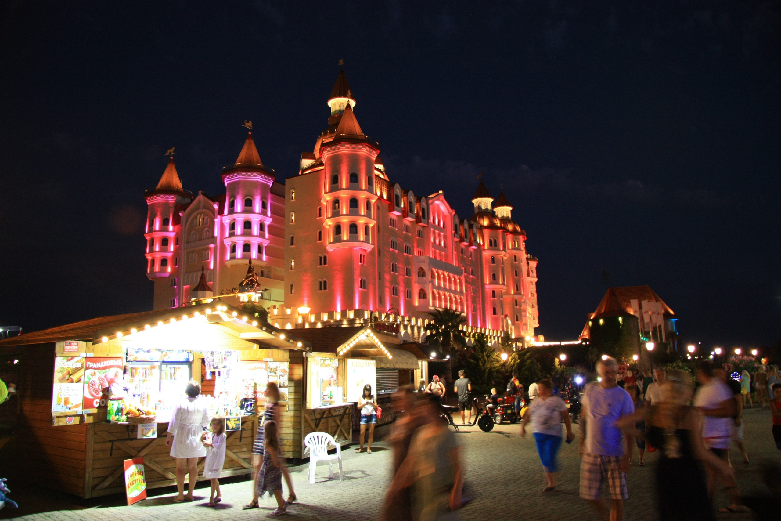 Первые кадры. Сочи — парк. Фотограф Роман Адлер