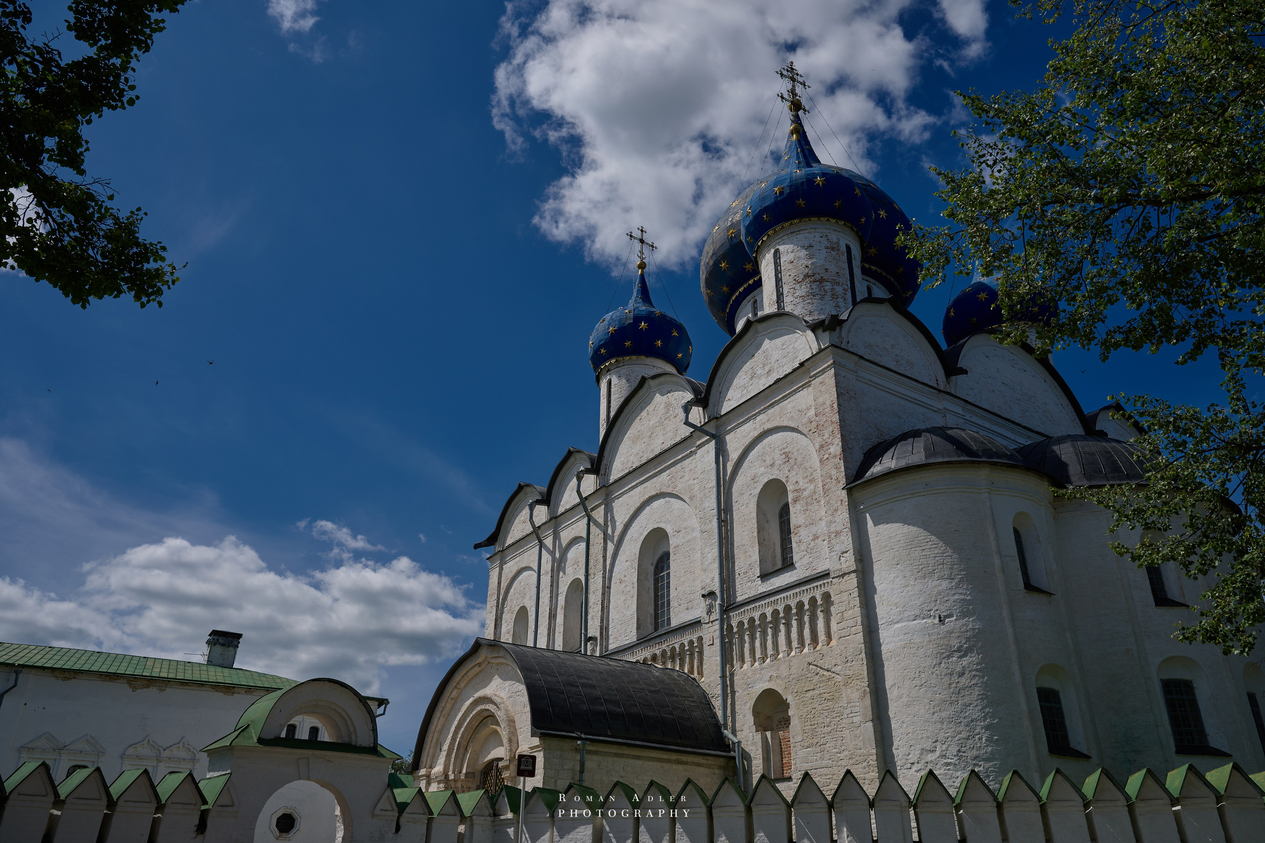 Суздаль. Июнь 2025. Фотограф Роман Адлер