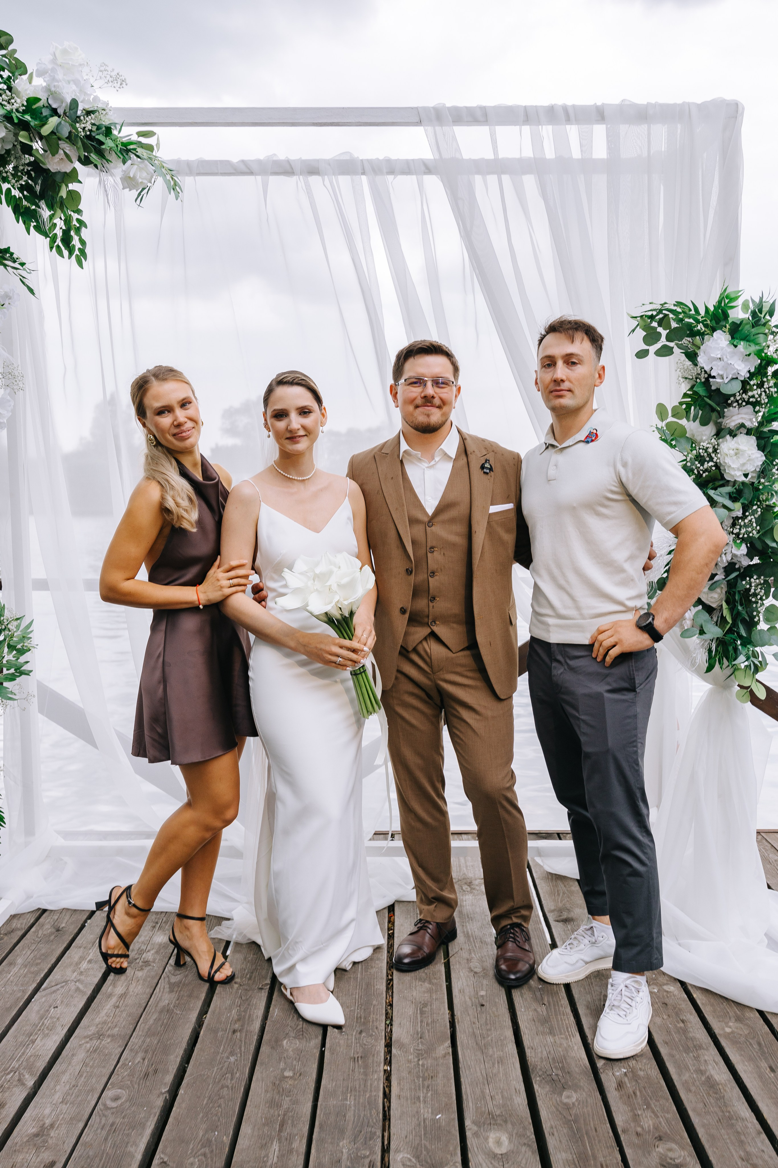 Белая арка. Александр Антонов. Профессиональный свадебный, репортажный фотограф в Москве, Подольске. Фото+Видео на любой праздник