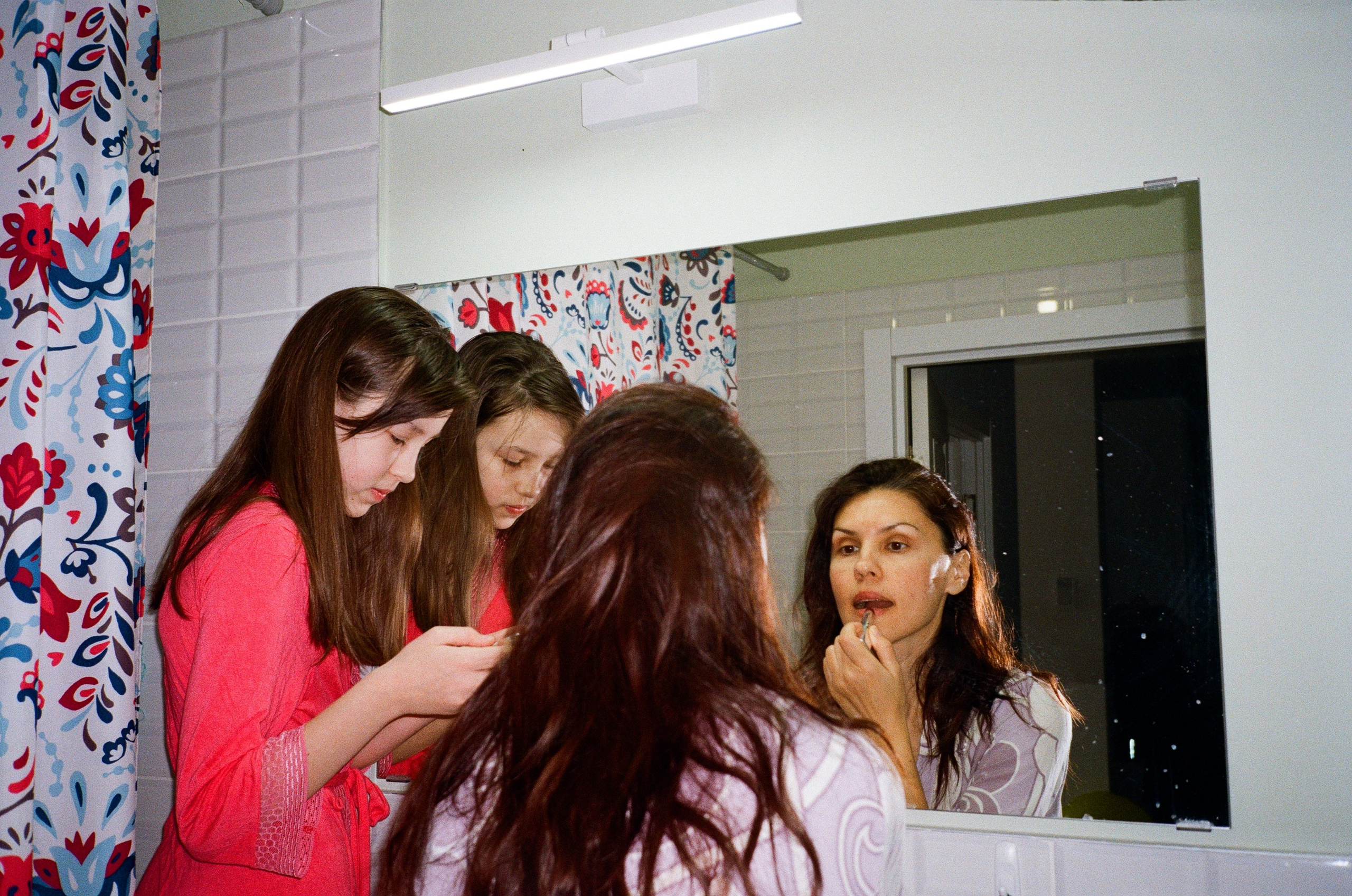 Нестандартные истории и плёнка. Семейный LIFESTYLE фотограф в Москве