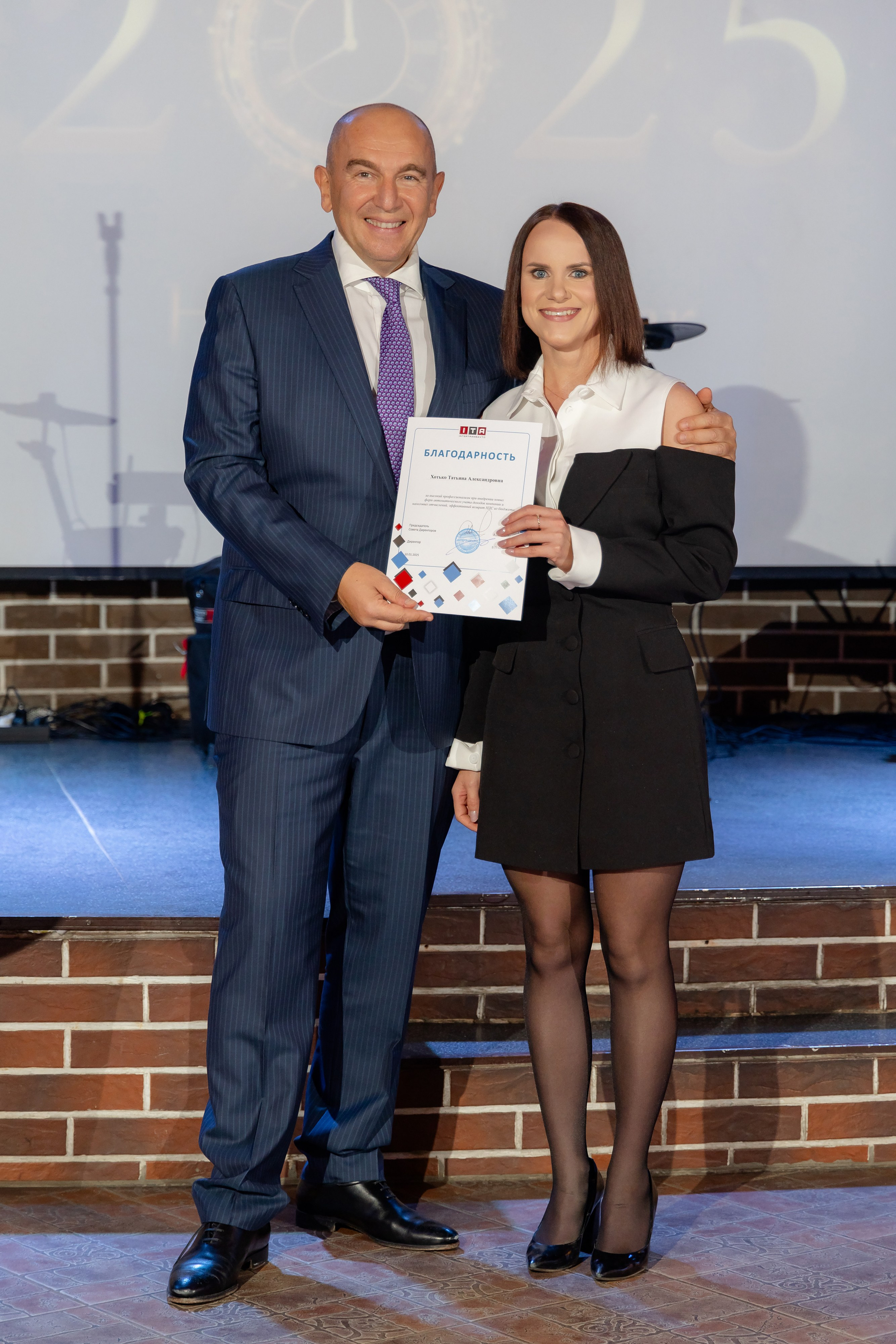 Корпоративная новогодняя съемка для логистической компании ИТА. Свадебный фотограф в Минске/Беларуси Сергей Спиридонов