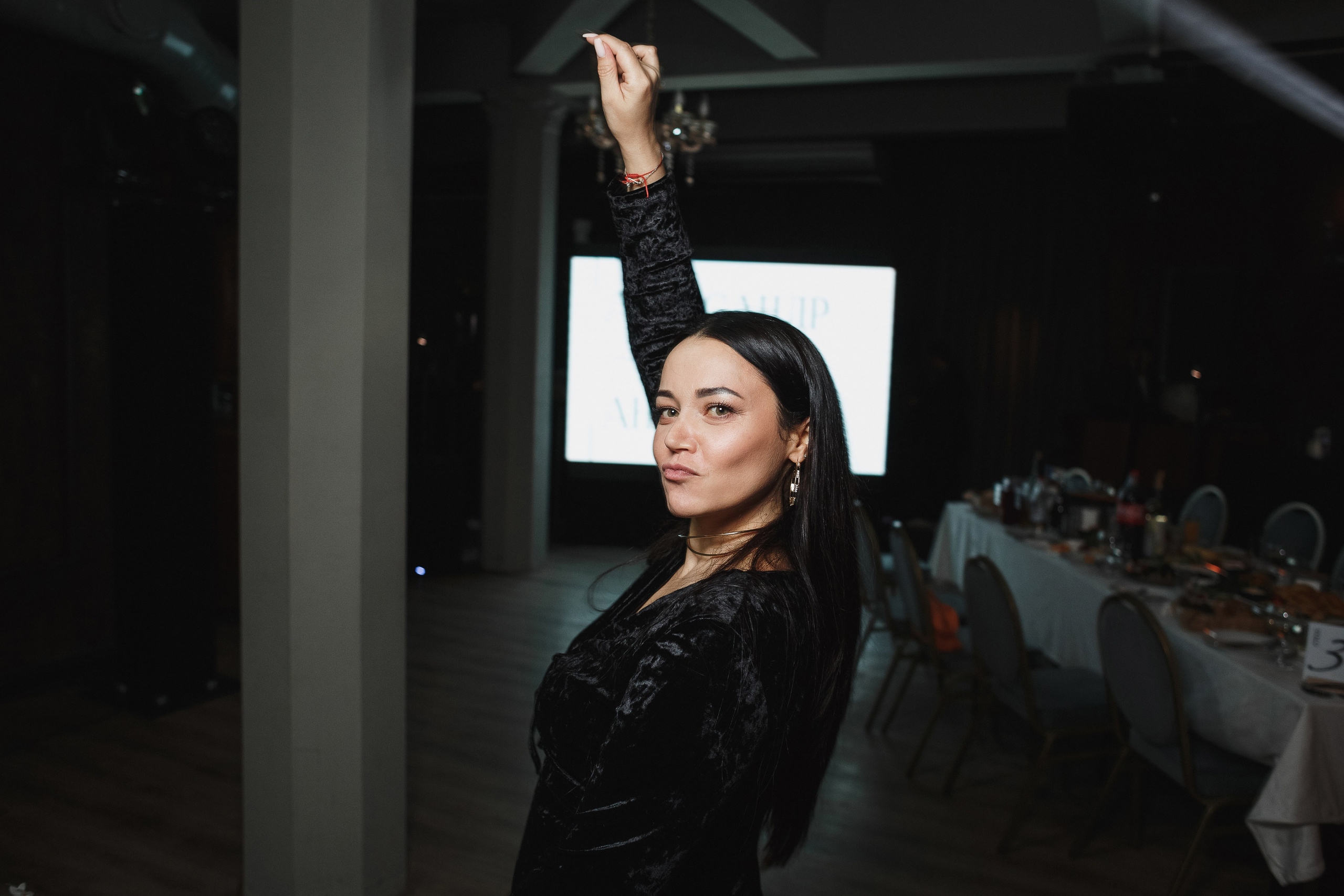 Свадебная фотосессия Саши и Насти в ресторане Чехов Сад, Таганрог. Свадебный и семейный фотограф в Таганроге Бакарюк Антон