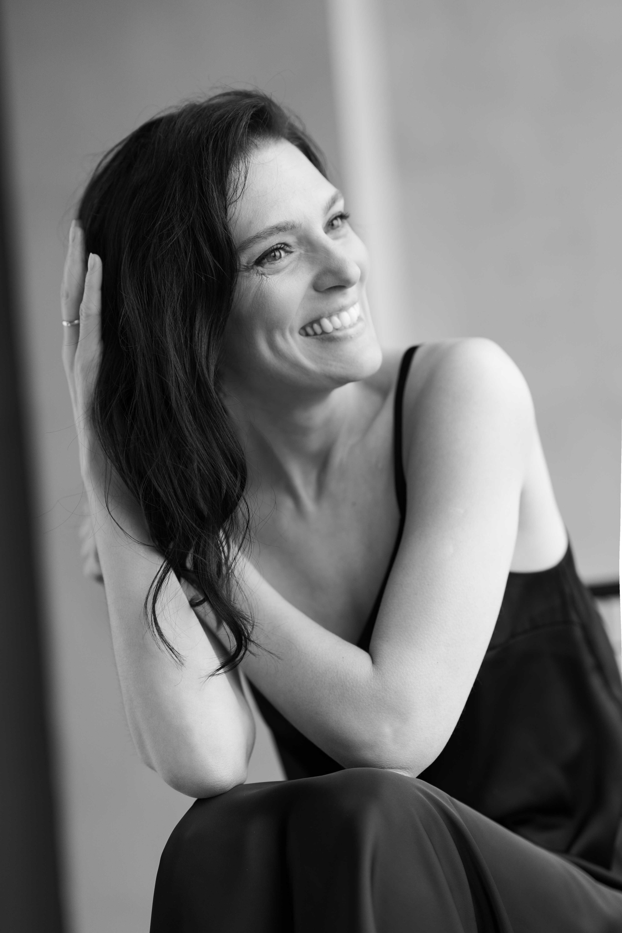 Женский портрет 35+. Женский портретный фотограф 35+ Воронеж. Добро пожаловать в магию ЧБ портрета