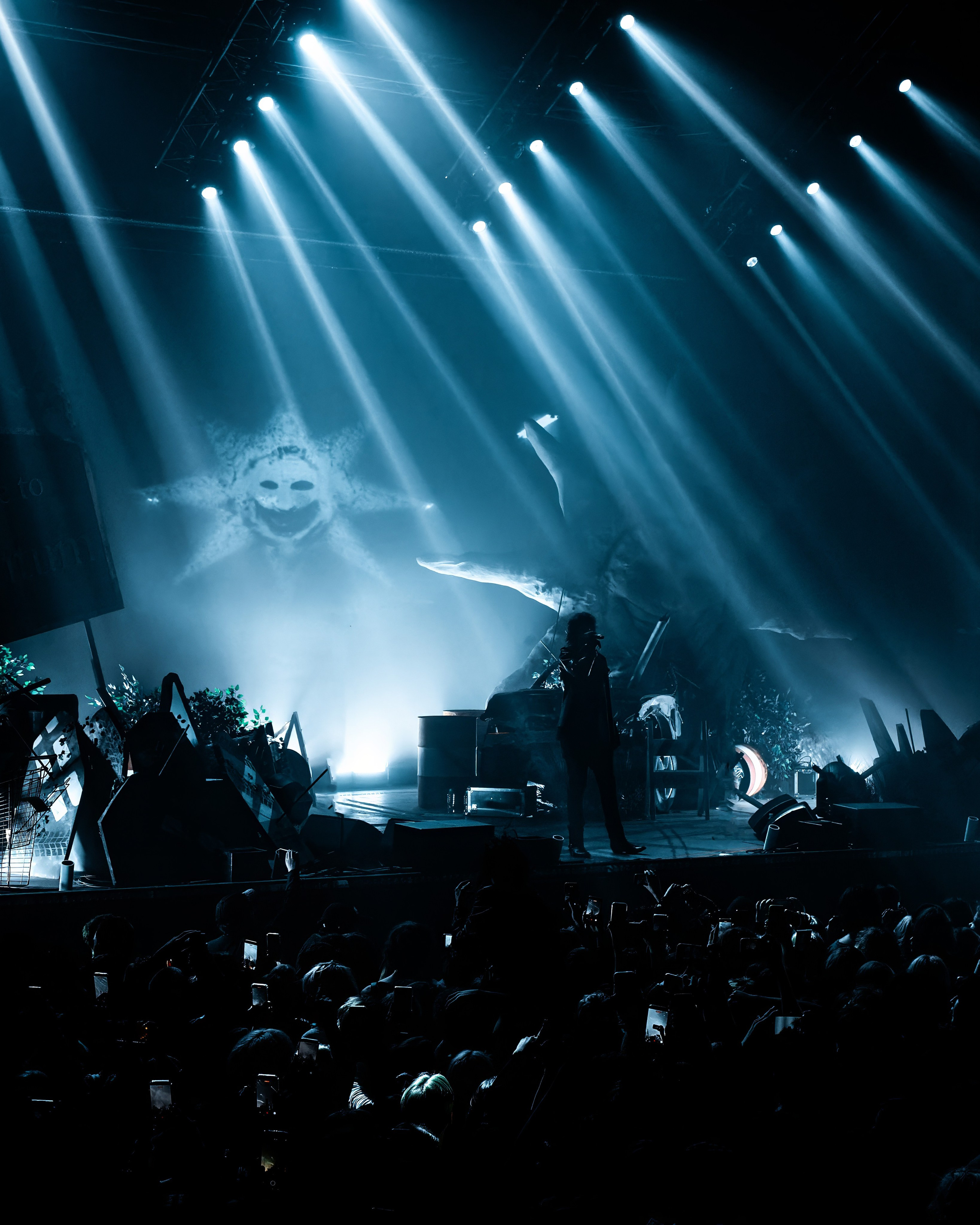 Тёмный принц в клубе TAU 22.03.2026. Репортажный фотограф и видеограф в Москве