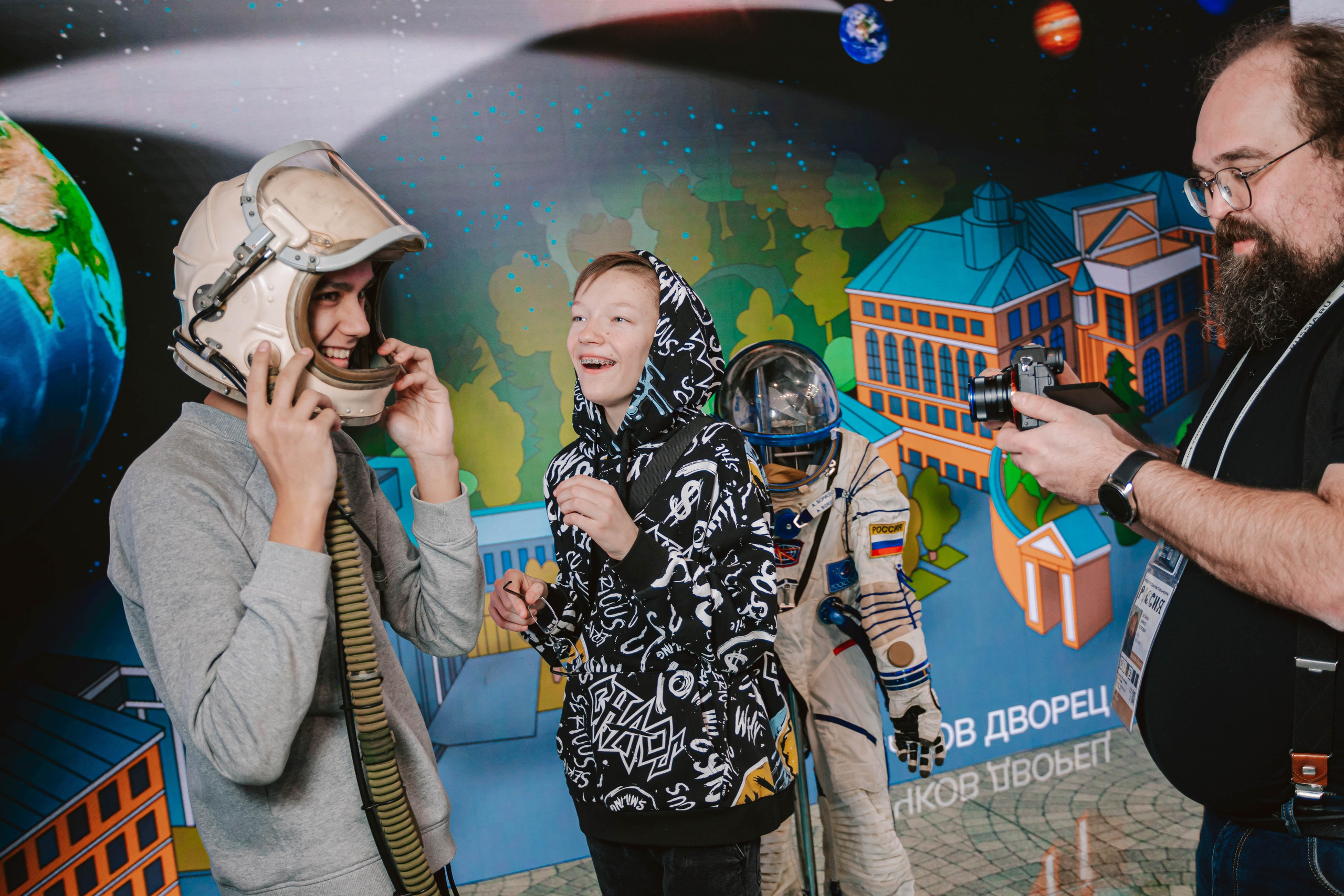 ПИТЕР БЫВАЕТ СОЛНЕЧНЫМ