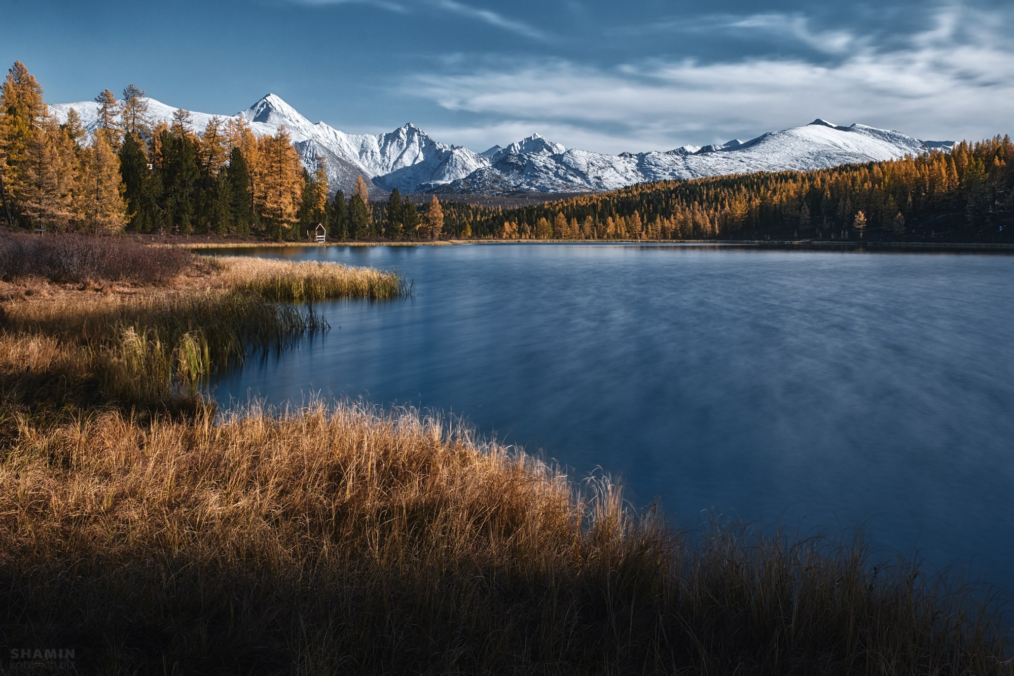 Алтай — пейзажная фотография Константина Шамина. Горы, реки и долины Алтая, природный свет, аэрофотосъёмка и классические пейзажи России.